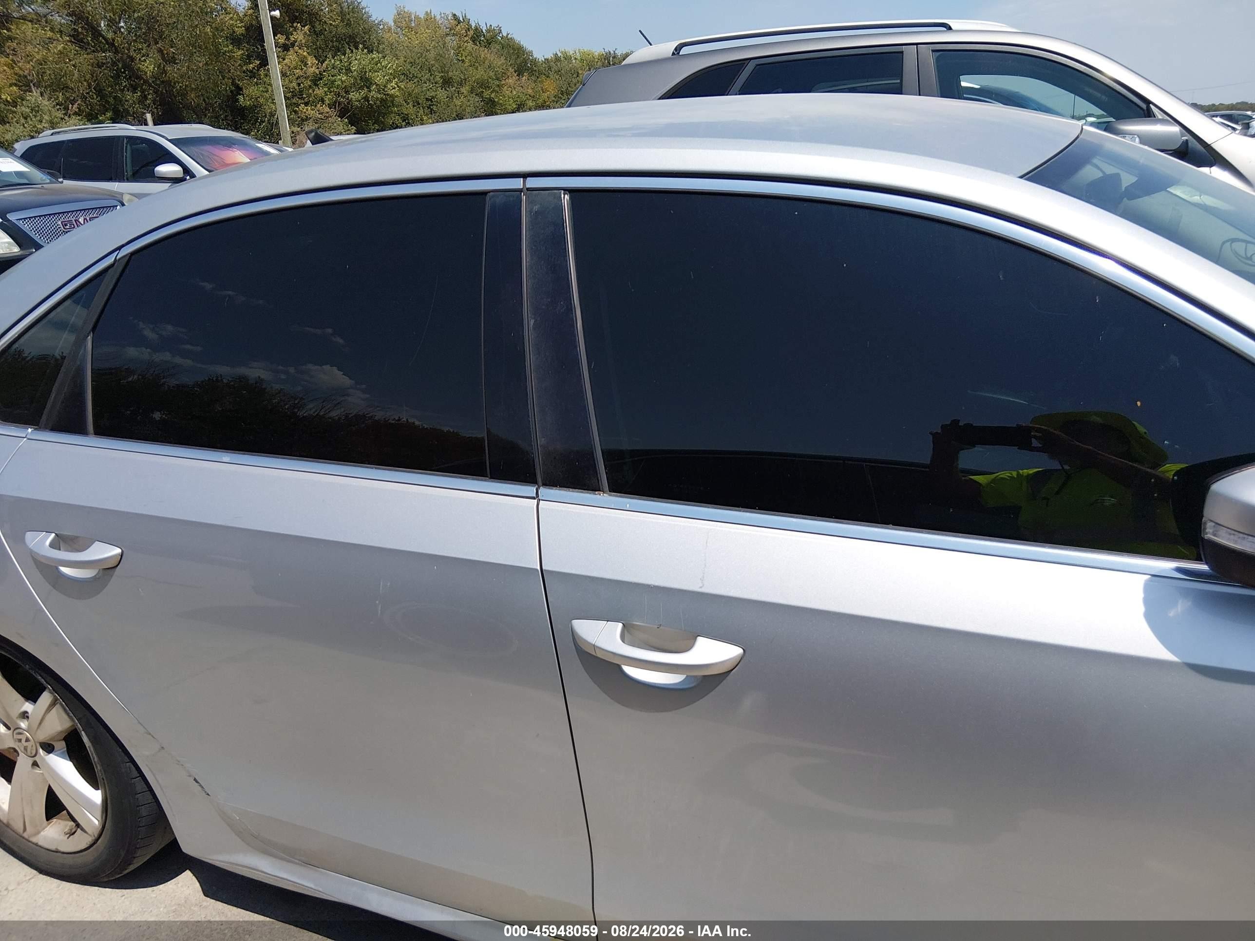 2015 Volkswagen Passat 1.8t Limited Edition Silver vin: 1VWAT7A31FC089482