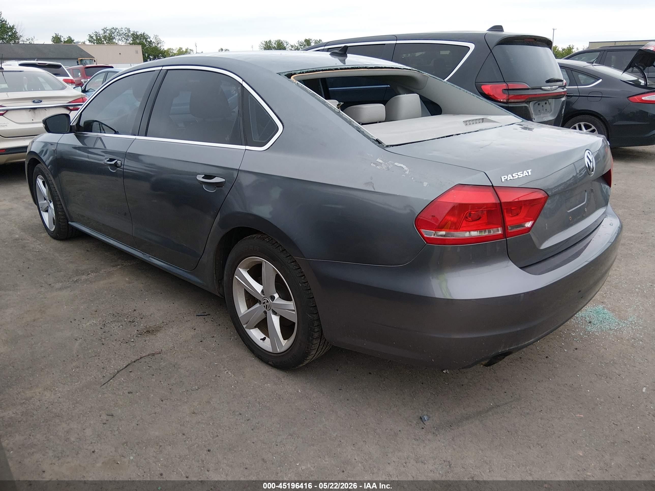 2015 Volkswagen Passat 1.8t Limited Edition Gray vin: 1VWAT7A31FC099137