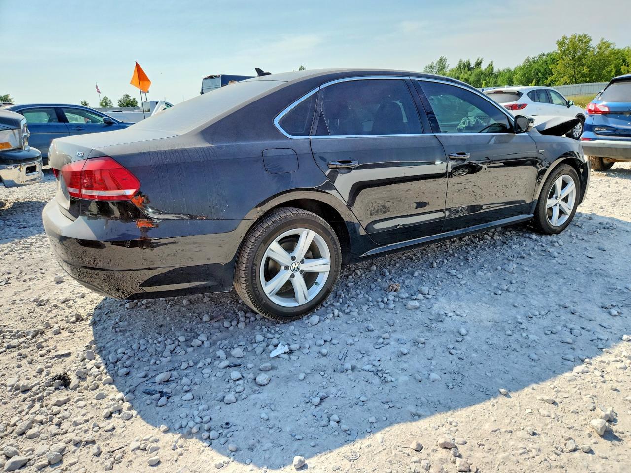2015 Volkswagen Passat S Black vin: 1VWAT7A31FC103526