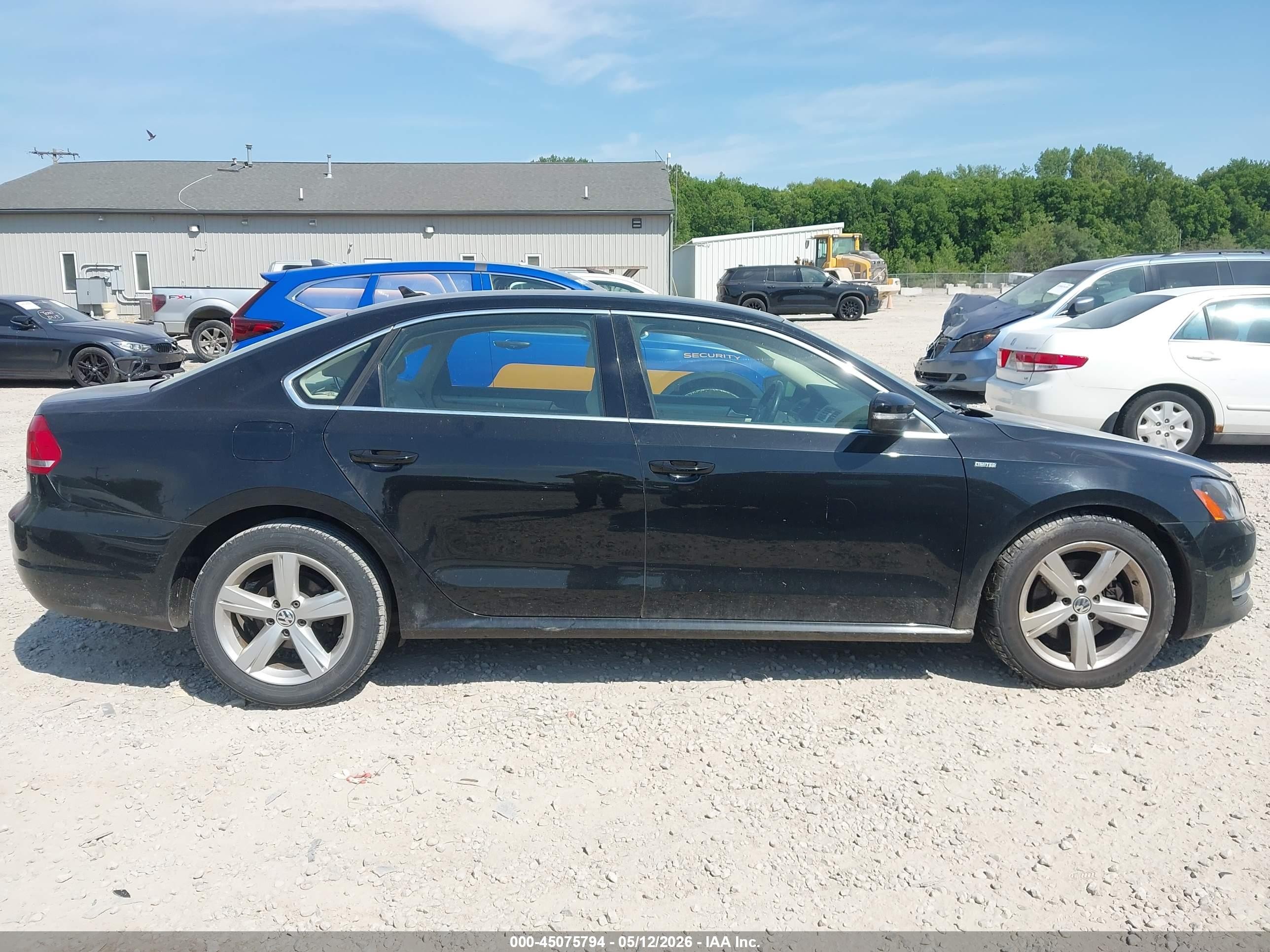 2015 Volkswagen Passat 1.8t Limited Edition Black vin: 1VWAT7A31FC114008