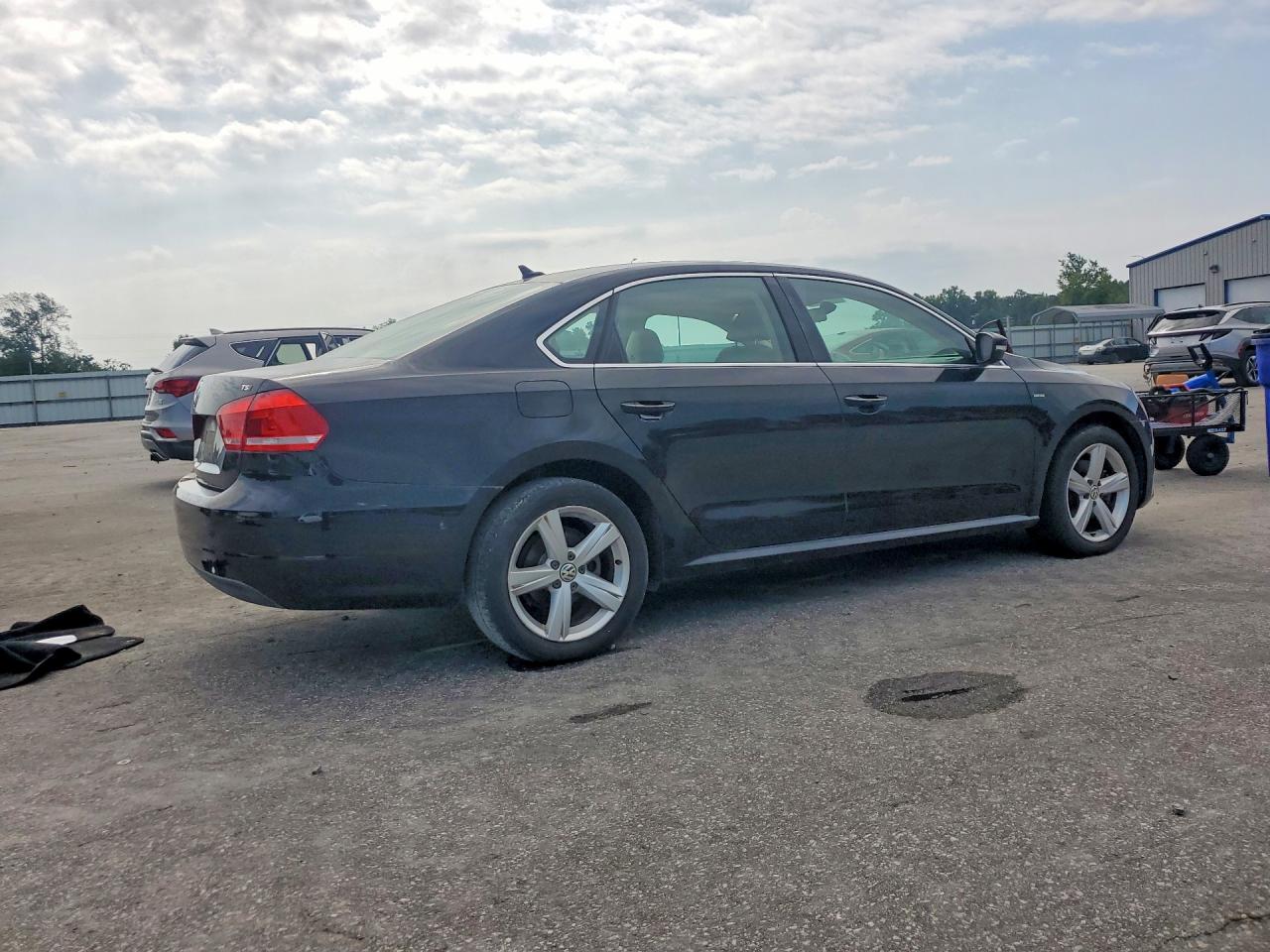 2015 Volkswagen Passat S Black vin: 1VWAT7A31FC117197