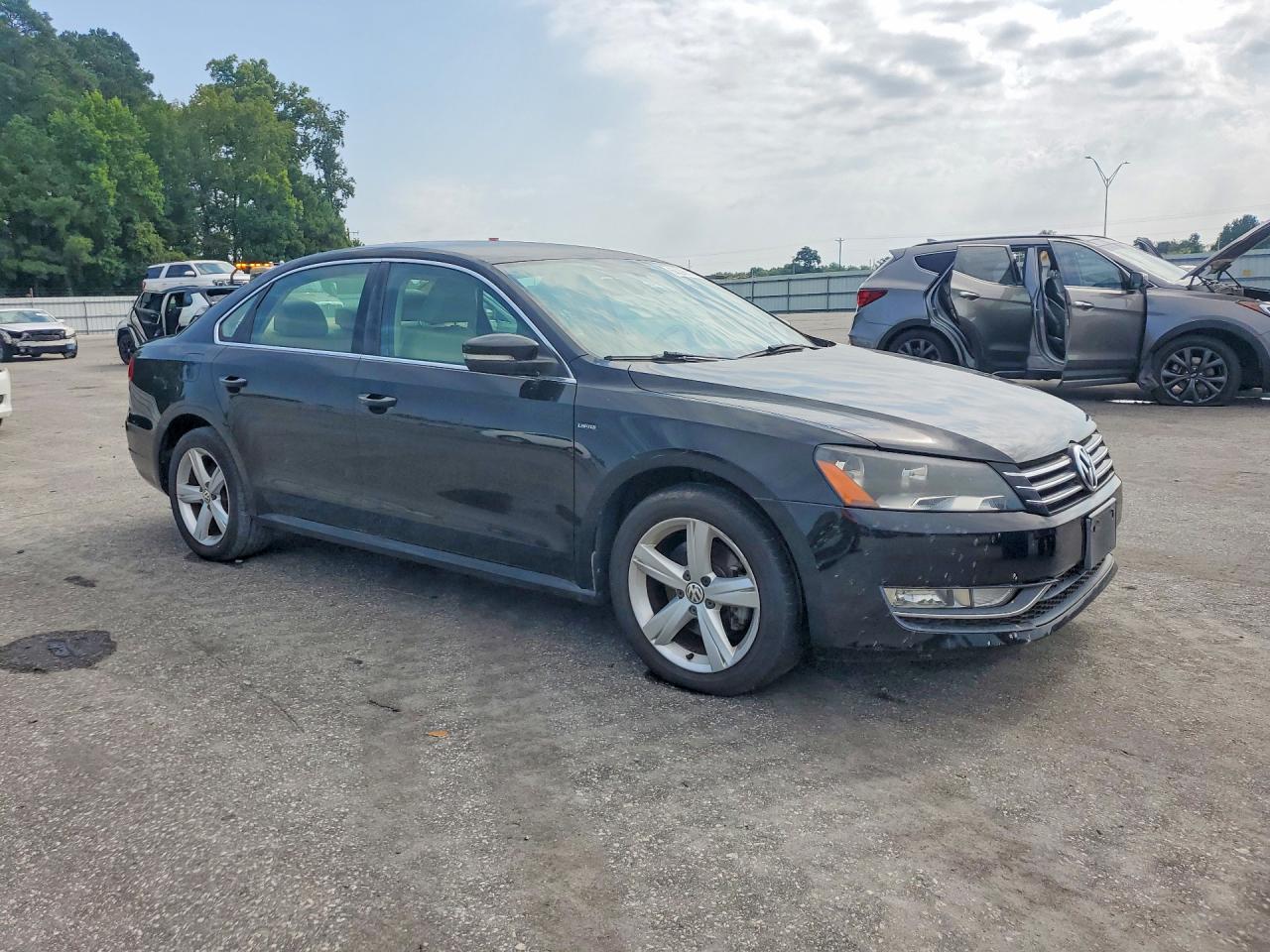 2015 Volkswagen Passat S Black vin: 1VWAT7A31FC117197
