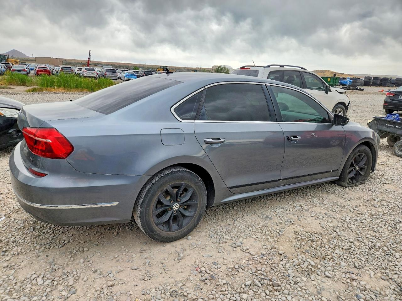 2016 Volkswagen Passat S Gray vin: 1VWAT7A31GC033530