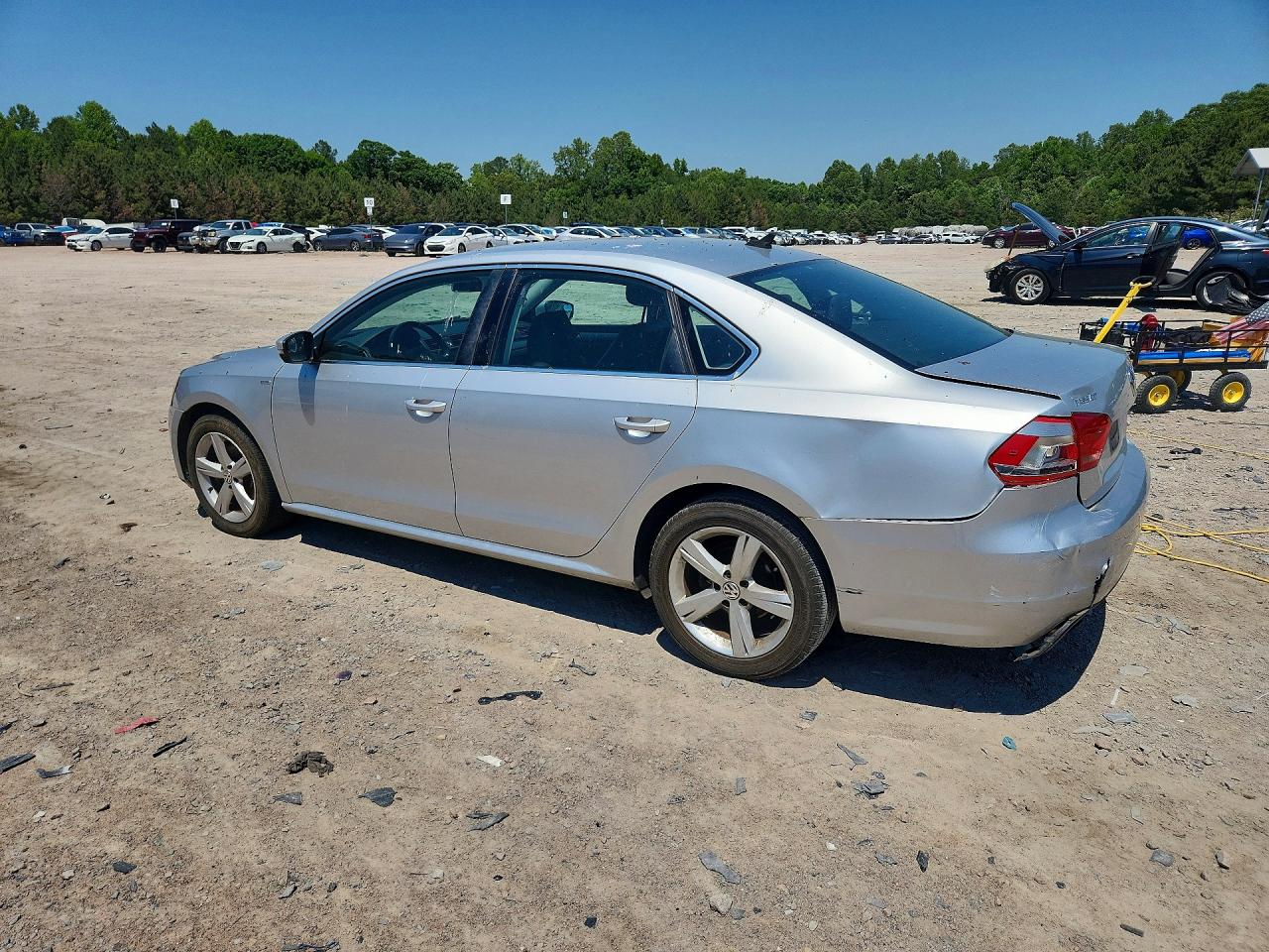 2014 Volkswagen Passat 1.8t S Tdi S, R-line, 1.8t R-line Серебряный vin: 1VWAT7A32EC048695