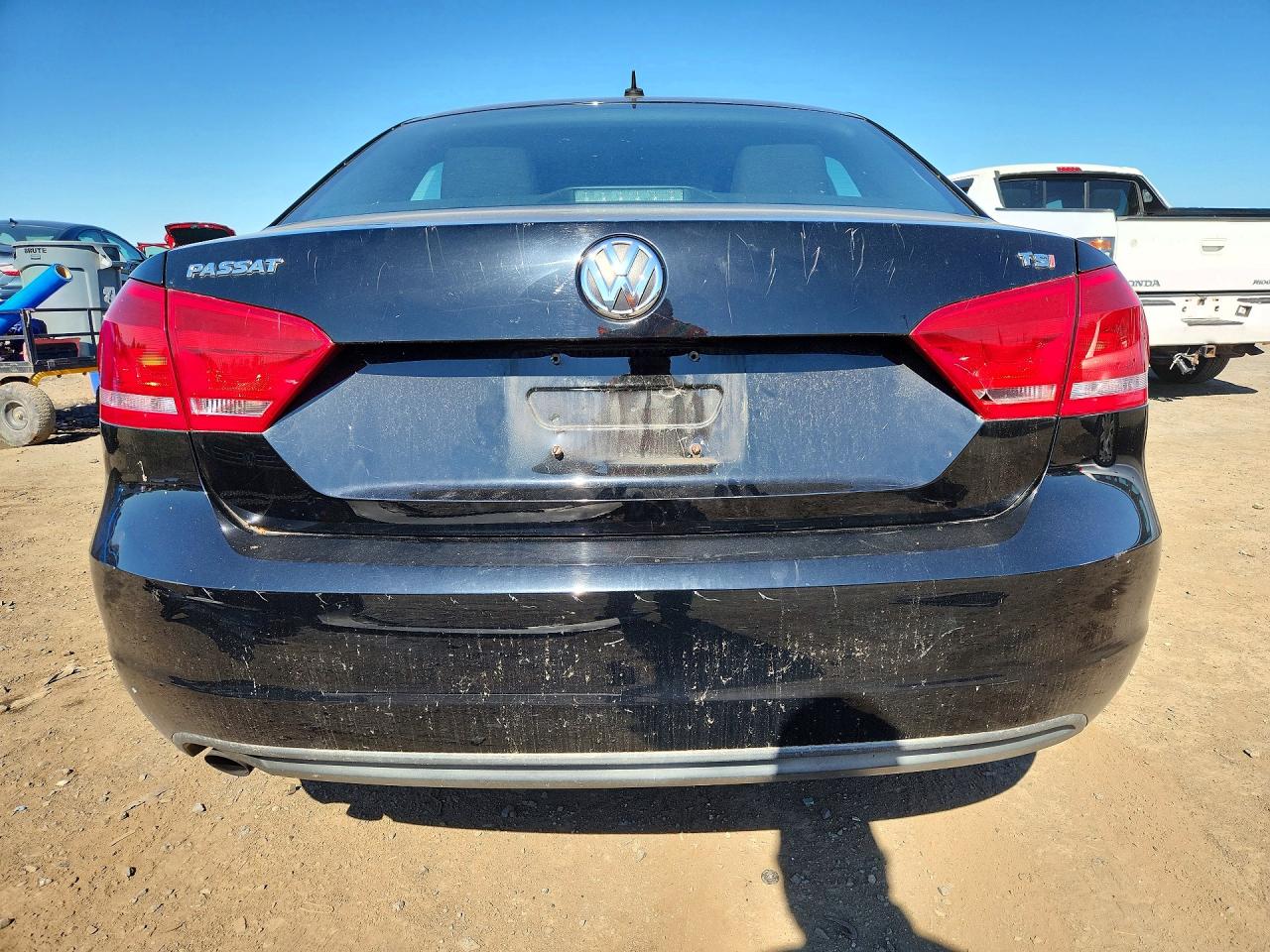 2015 Volkswagen Passat S Black vin: 1VWAT7A32FC003001