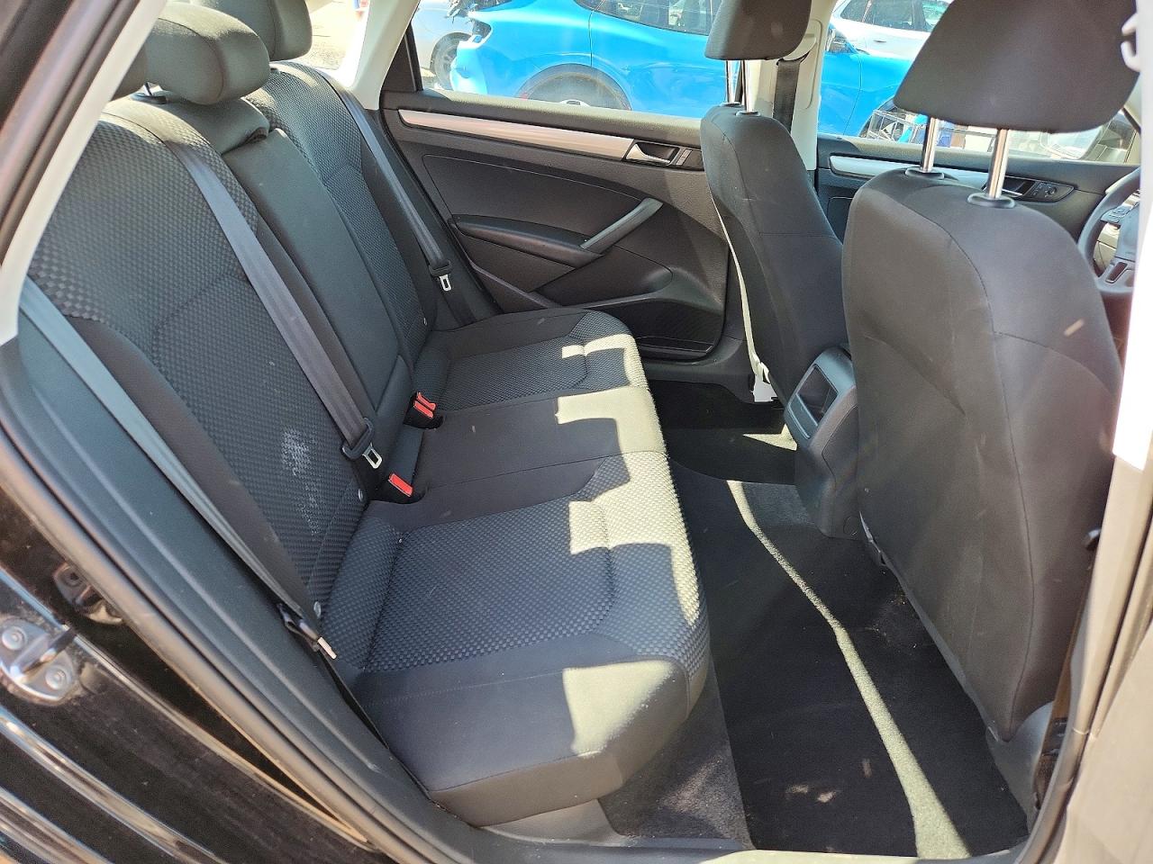 2015 Volkswagen Passat S Black vin: 1VWAT7A32FC003001