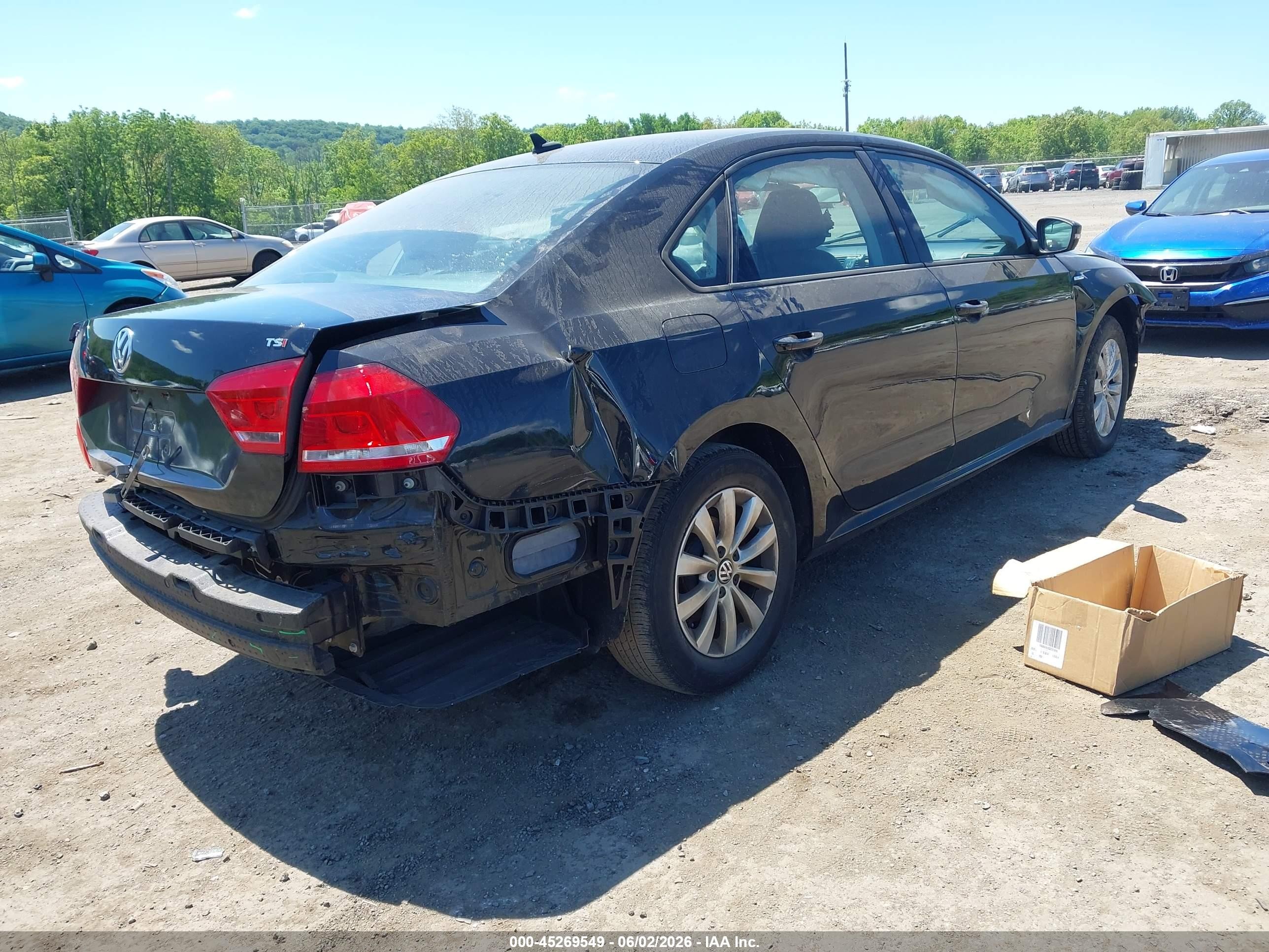 2015 Volkswagen Passat 1.8t Wolfsburg Edition Черный vin: 1VWAT7A32FC019845