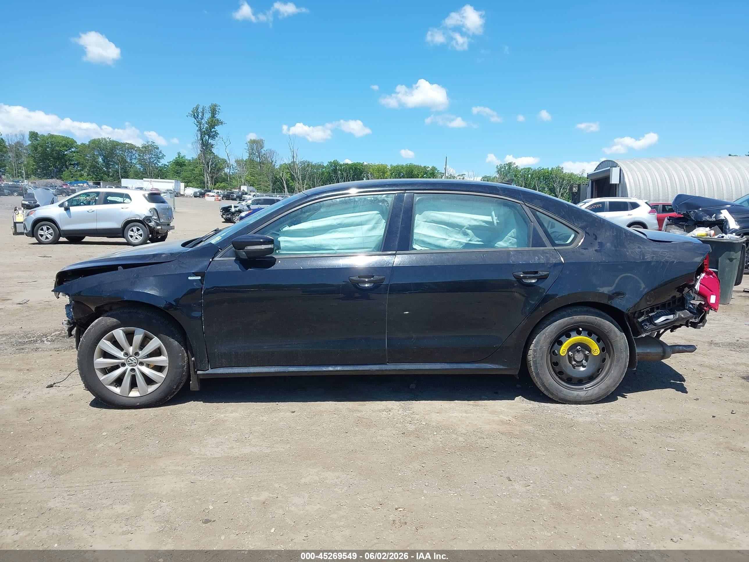 2015 Volkswagen Passat 1.8t Wolfsburg Edition Черный vin: 1VWAT7A32FC019845