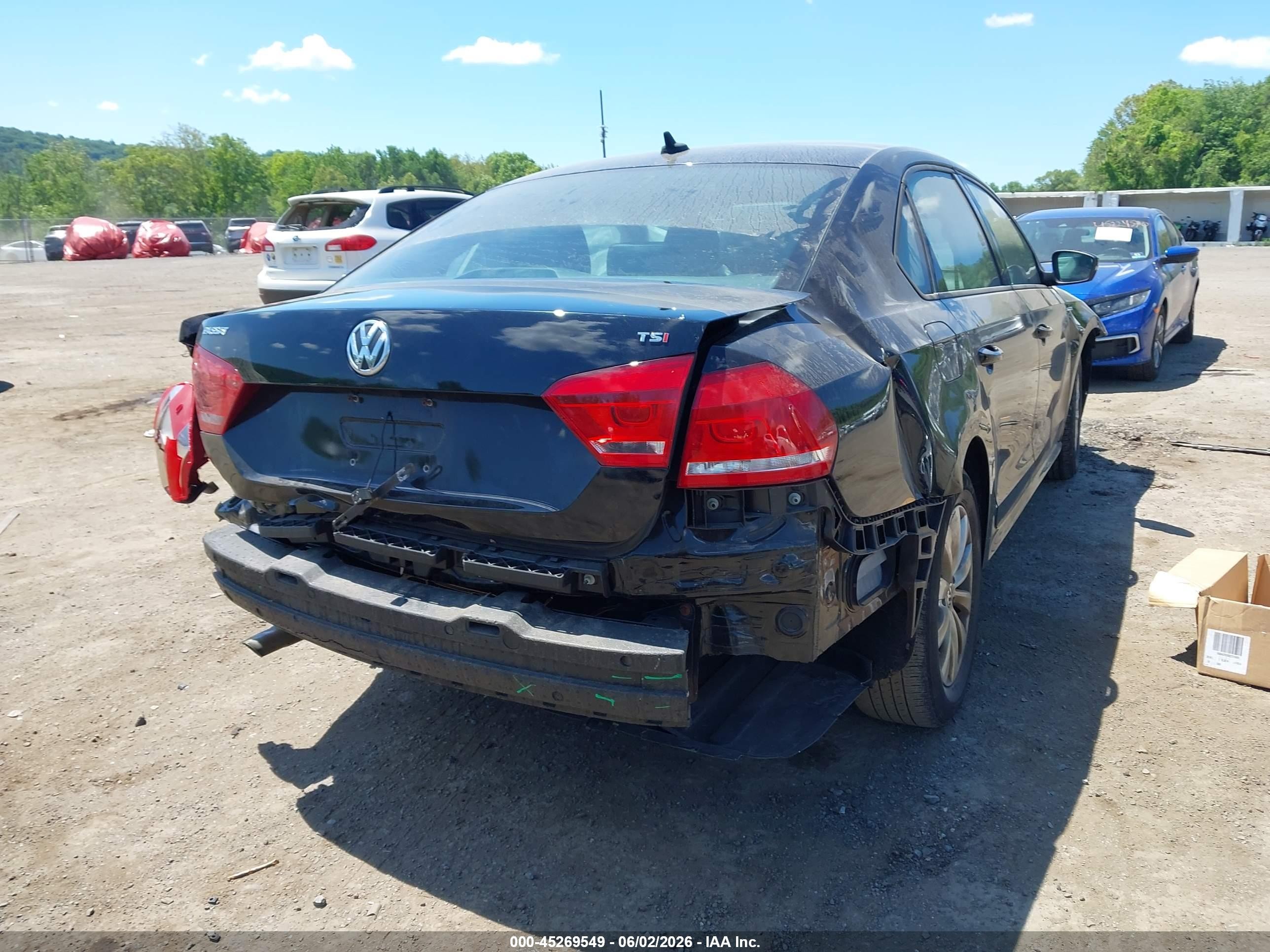 2015 Volkswagen Passat 1.8t Wolfsburg Edition Черный vin: 1VWAT7A32FC019845