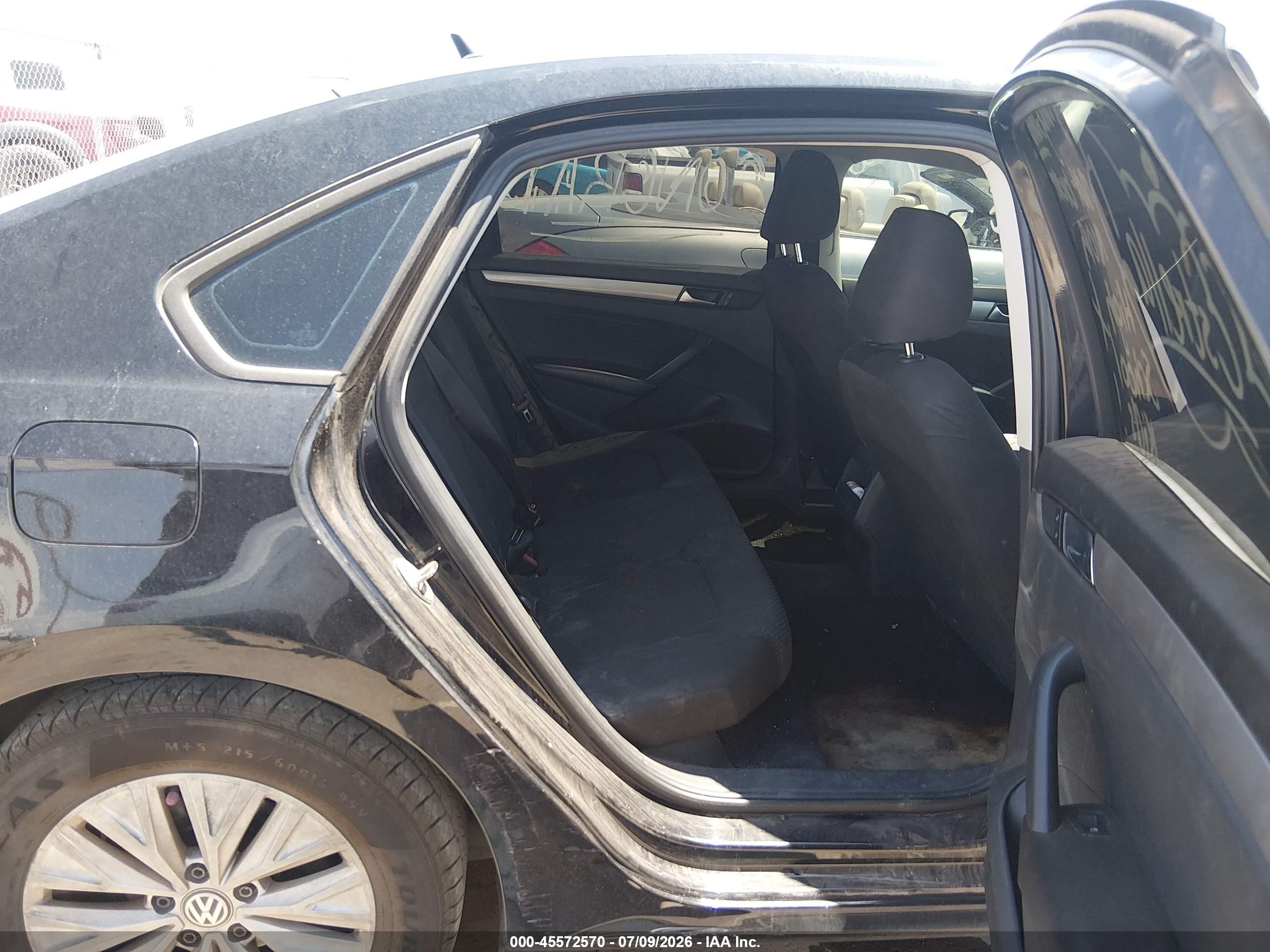 2015 Volkswagen Passat 1.8t S Black vin: 1VWAT7A32FC022664