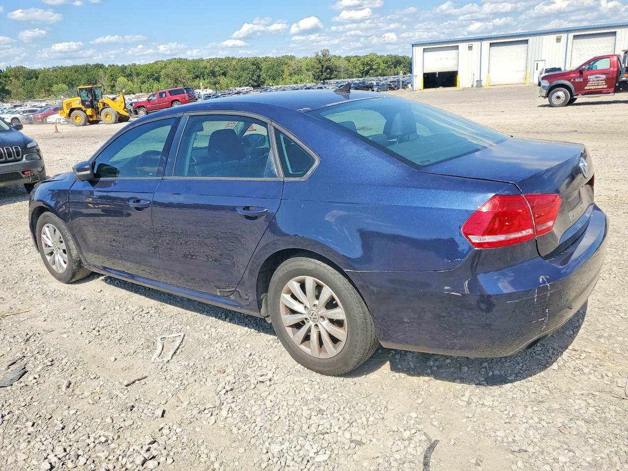 2015 Volkswagen Passat S Blue vin: 1VWAT7A32FC031901
