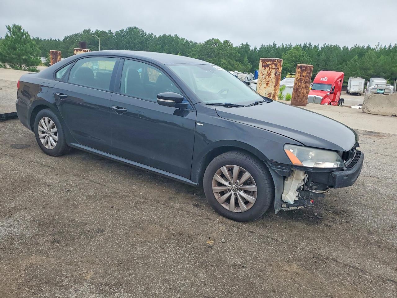 2015 Volkswagen Passat S Черный vin: 1VWAT7A32FC055471