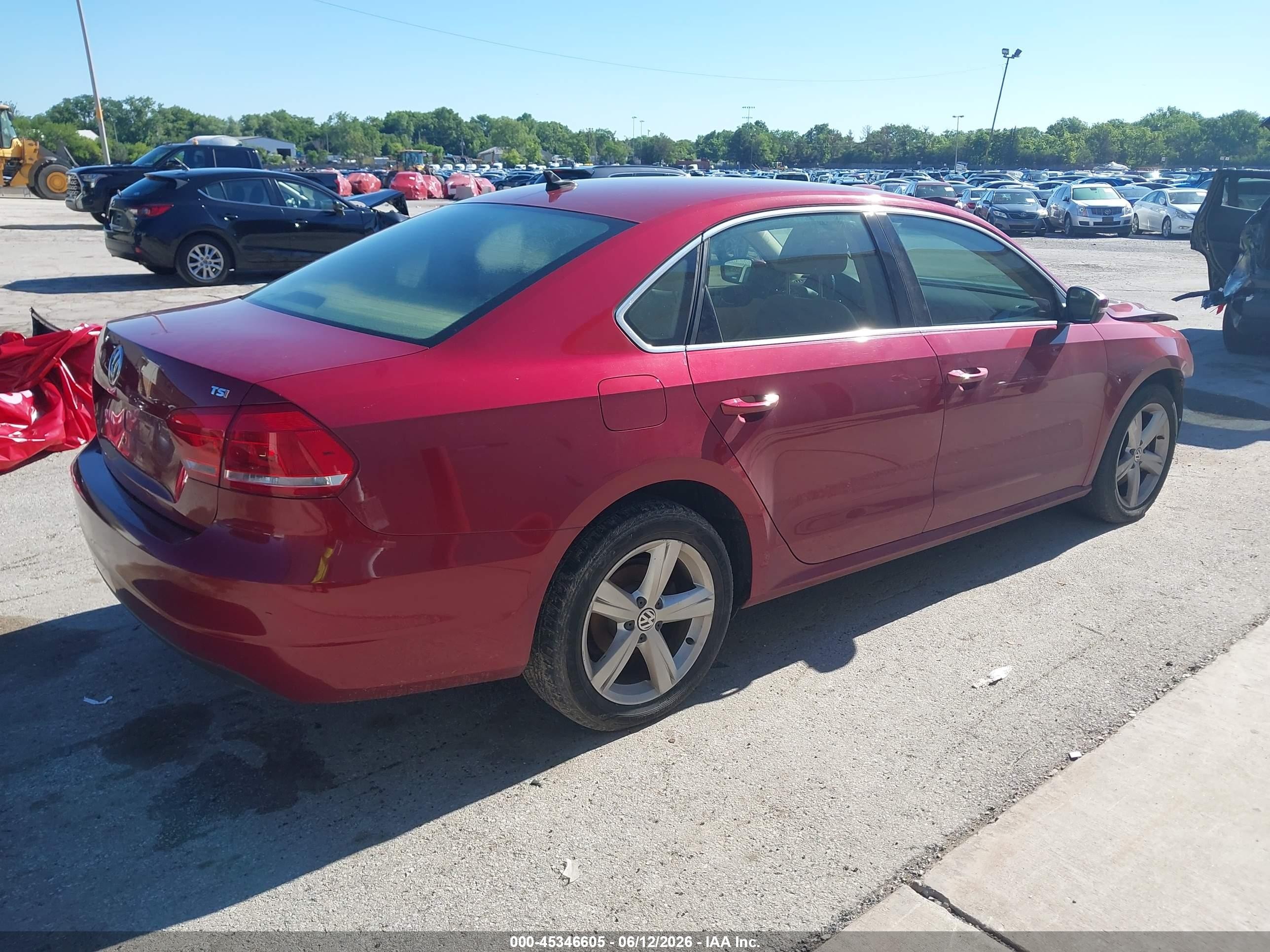 2015 Volkswagen Passat 1.8t Limited Edition Red vin: 1VWAT7A32FC091936