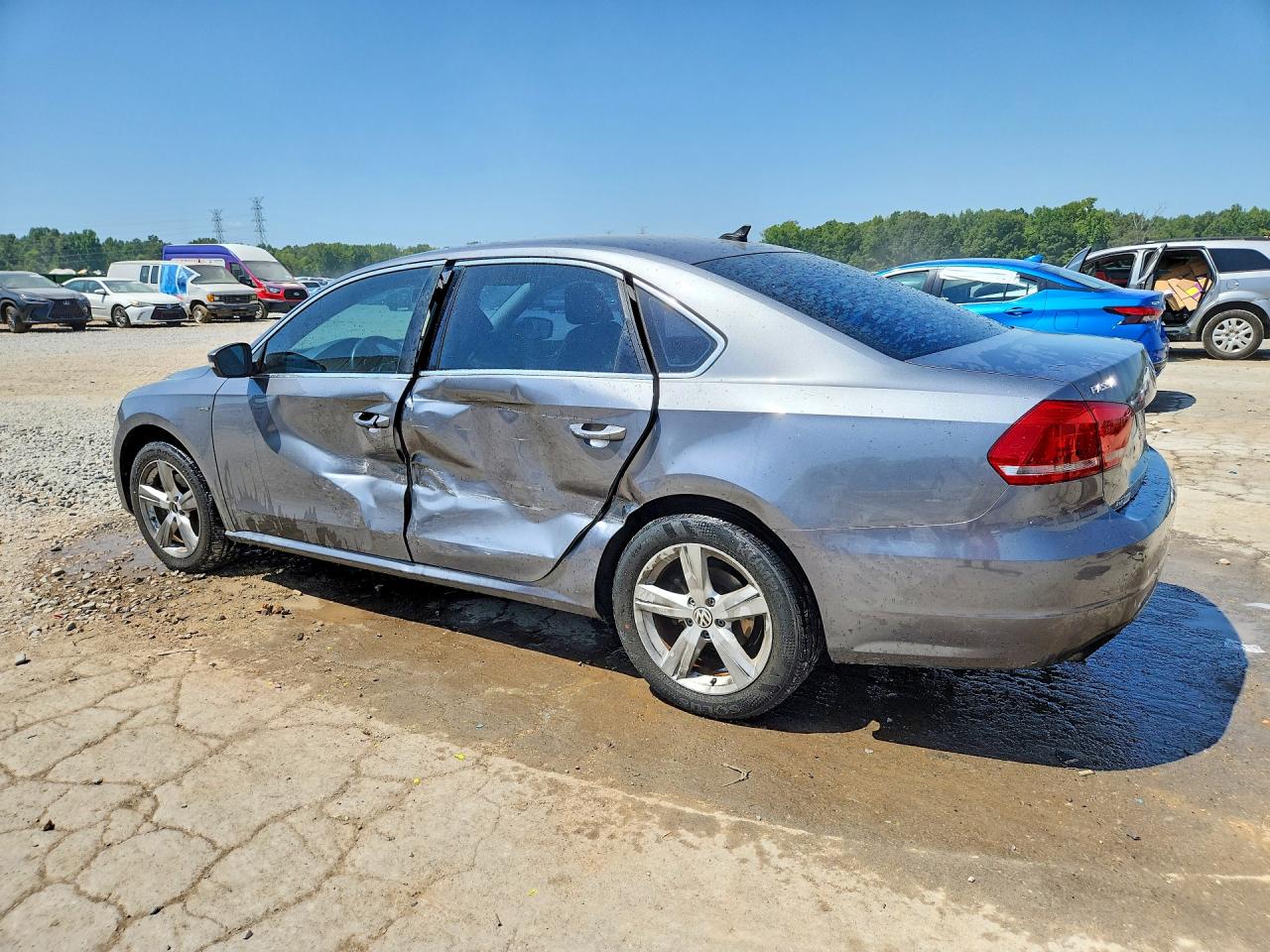2015 Volkswagen Passat S Charcoal vin: 1VWAT7A32FC120383