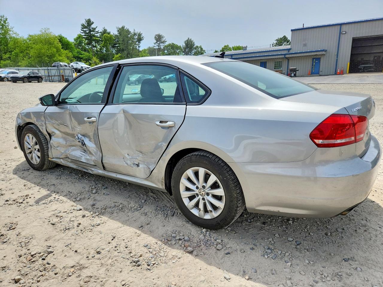 2014 Volkswagen Passat S Silver vin: 1VWAT7A33EC097792