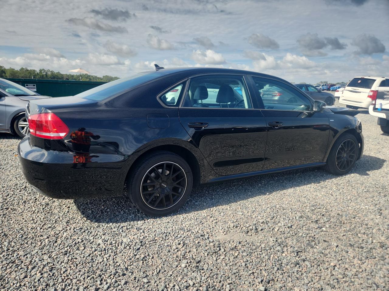 2015 Volkswagen Passat S Black vin: 1VWAT7A33FC034967