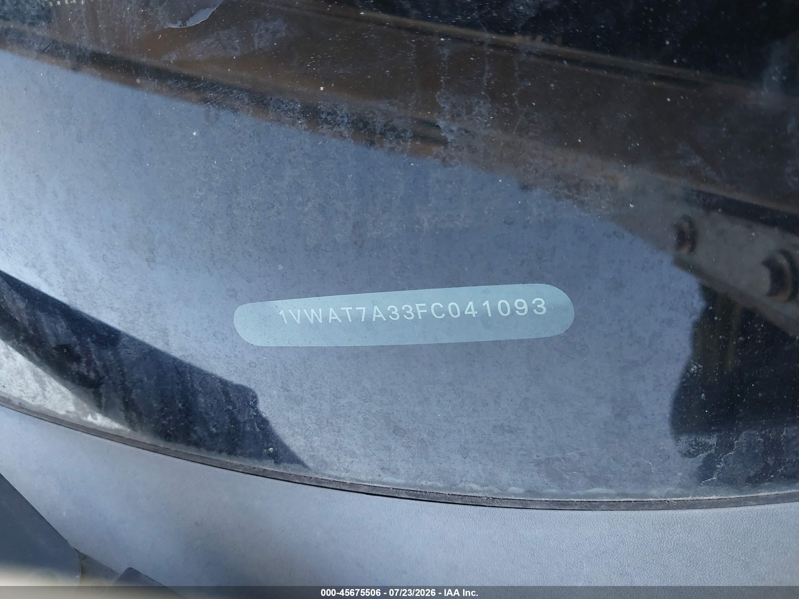 2015 Volkswagen Passat 1.8t S Серебряный vin: 1VWAT7A33FC041093