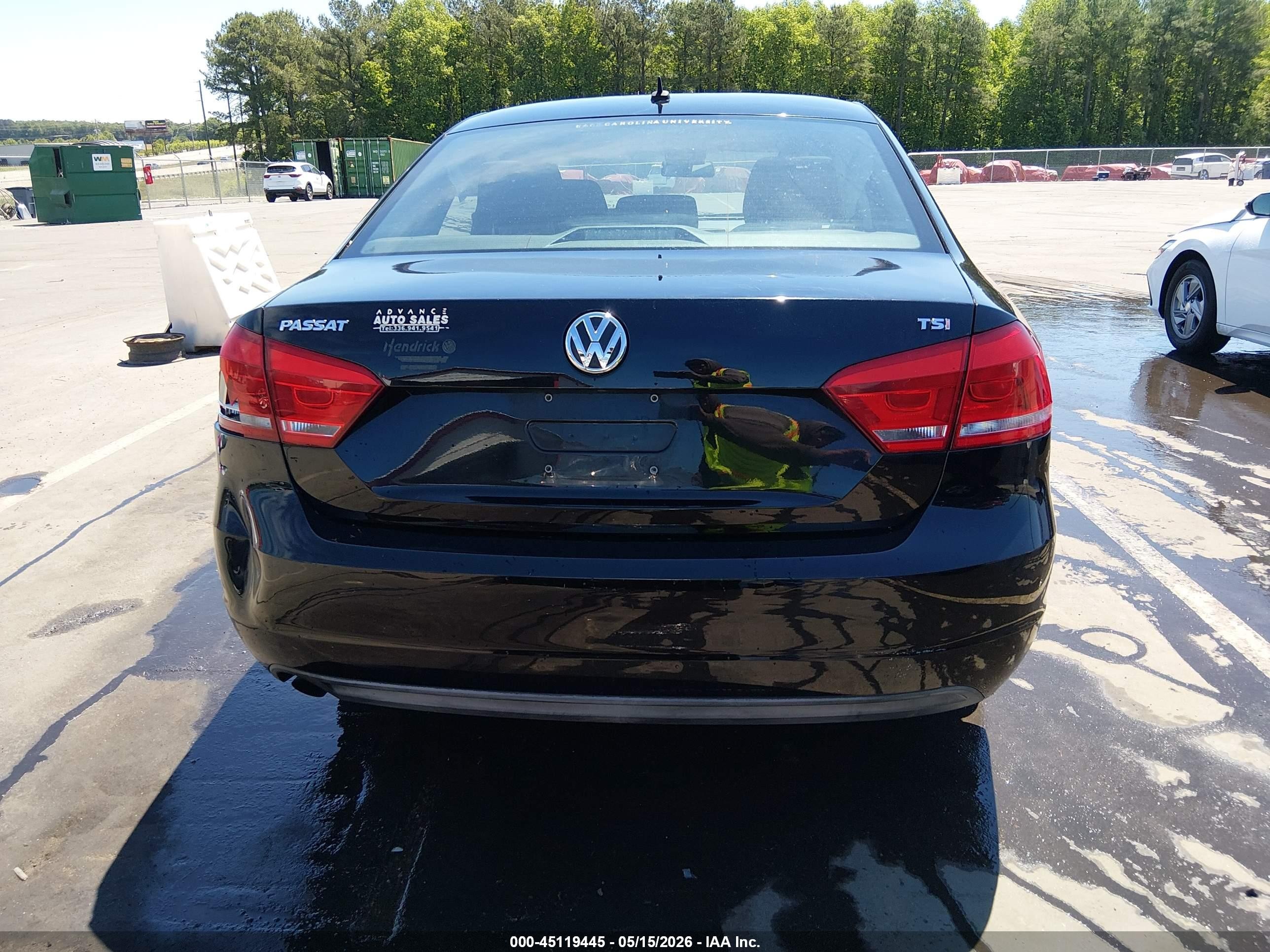 2015 Volkswagen Passat 1.8t S Black vin: 1VWAT7A33FC045628