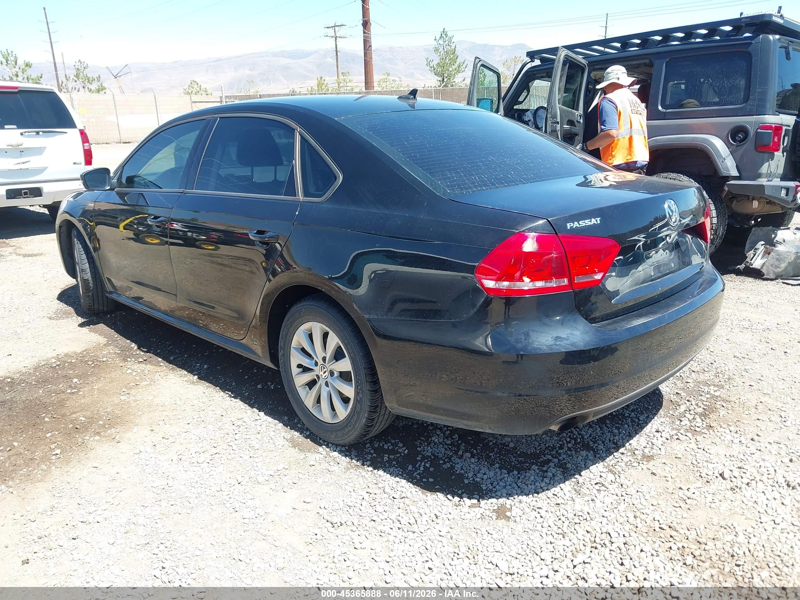 2015 Volkswagen Passat 1.8t Wolfsburg Edition Black vin: 1VWAT7A33FC046049