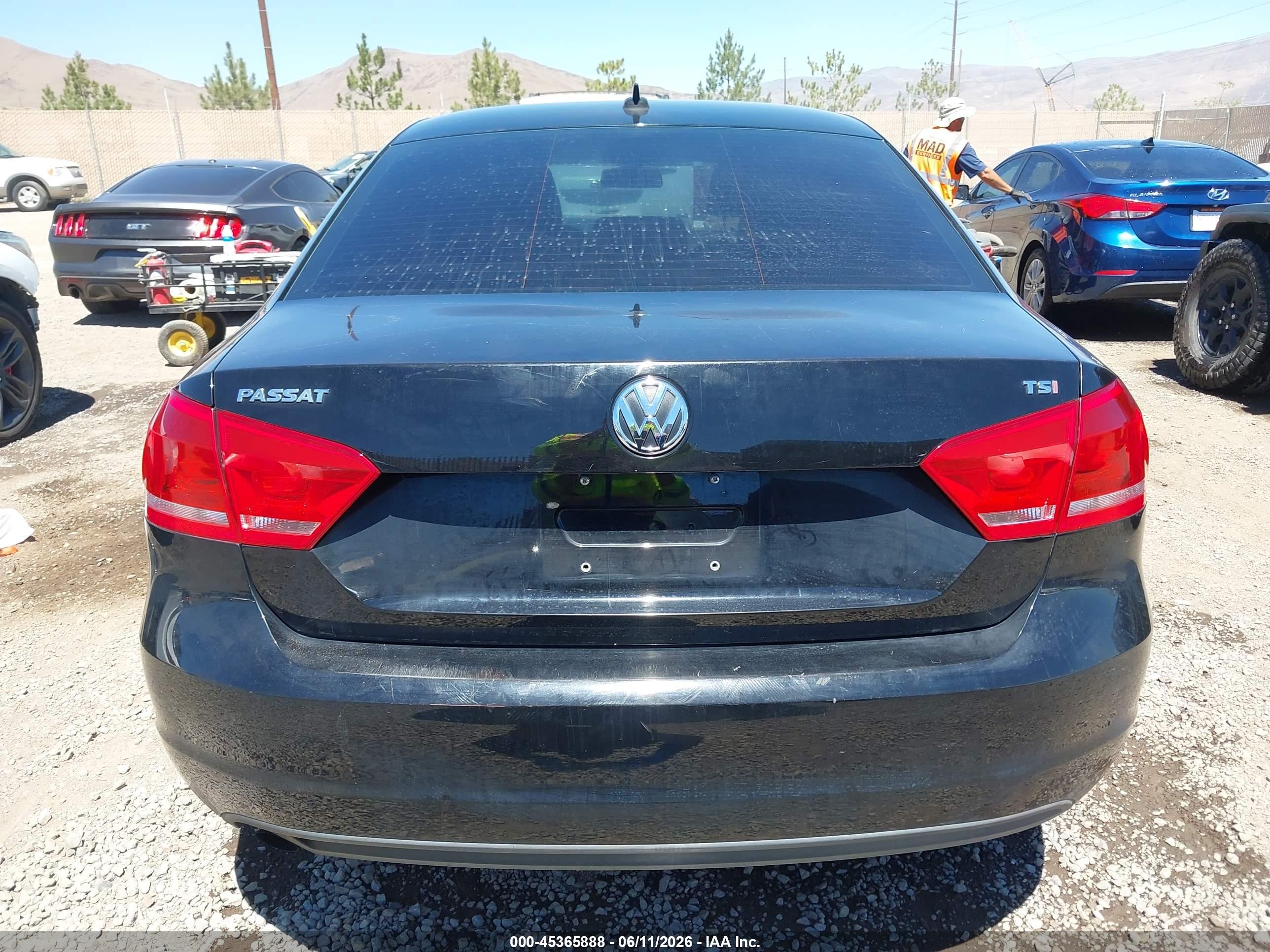 2015 Volkswagen Passat 1.8t Wolfsburg Edition Black vin: 1VWAT7A33FC046049