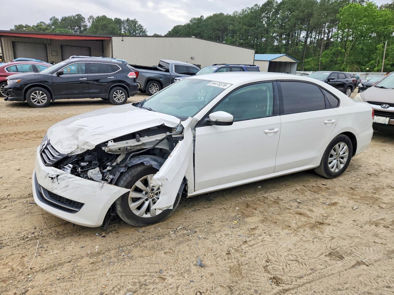 2015 Volkswagen Passat S White vin: 1VWAT7A33FC068424