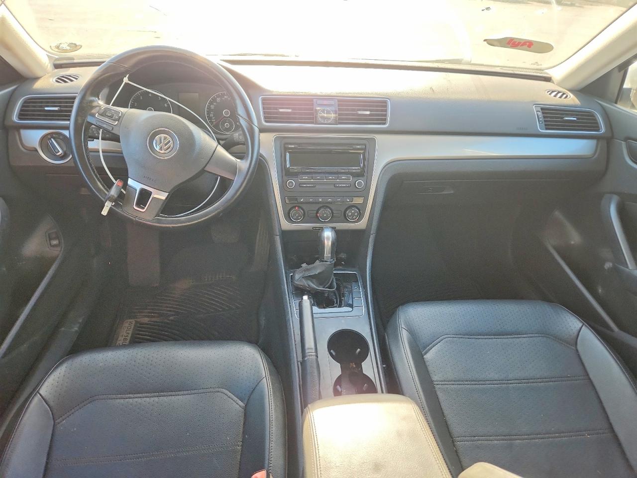 2015 Volkswagen Passat S Gray vin: 1VWAT7A33FC092027