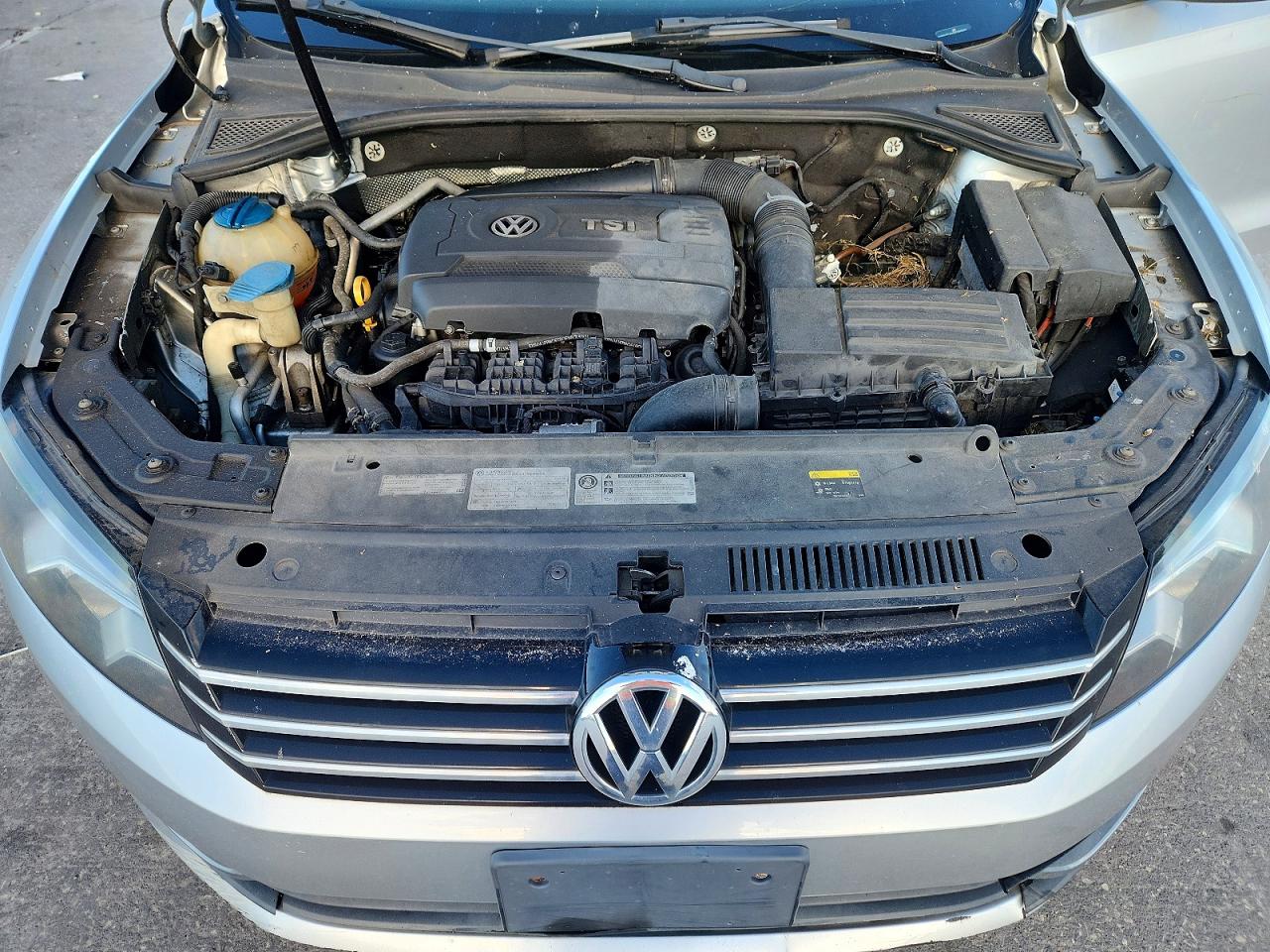 2015 Volkswagen Passat S Gray vin: 1VWAT7A33FC092027