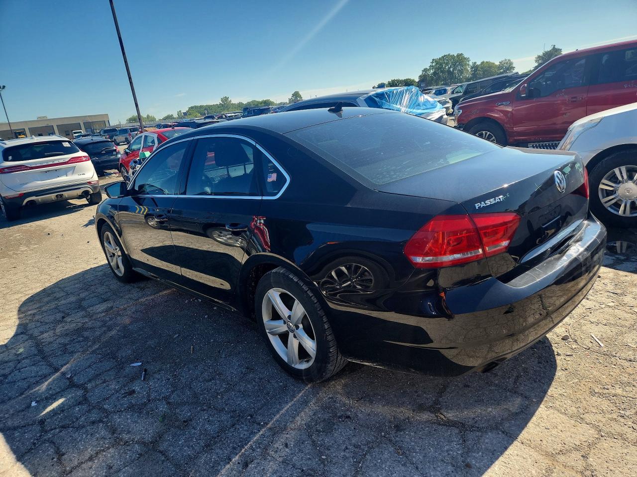 2015 Volkswagen Passat S Black vin: 1VWAT7A33FC114558