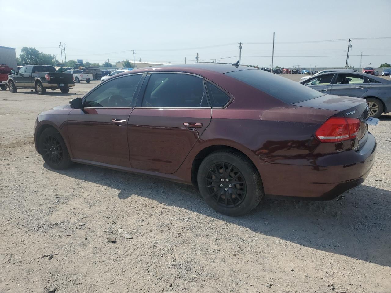 2014 Volk Passat Maroon vin: 1VWAT7A34EC028500