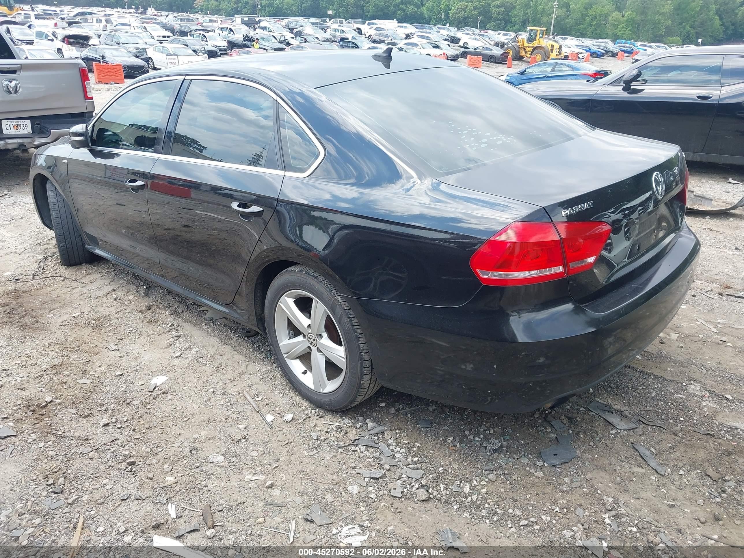 2014 Volkswagen Passat 1.8t Wolfsburg Edition Черный vin: 1VWAT7A34EC041568