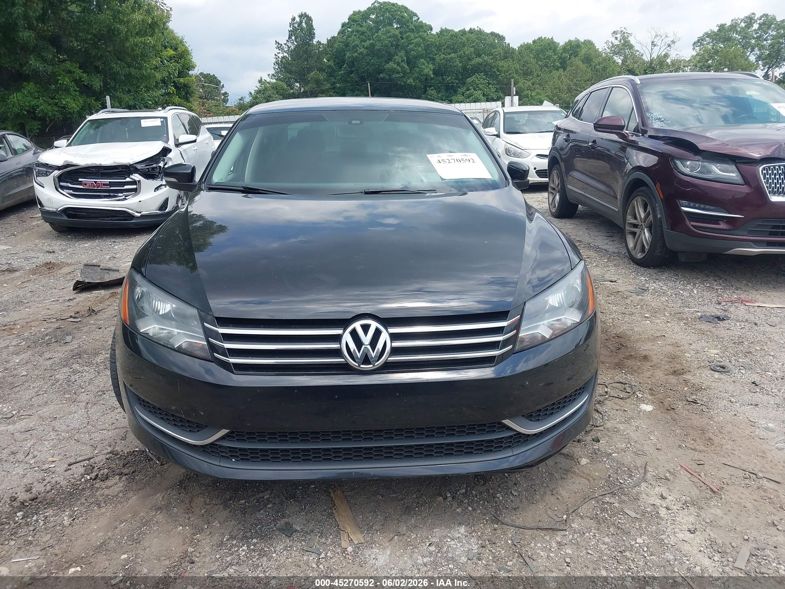 2014 Volkswagen Passat 1.8t Wolfsburg Edition Черный vin: 1VWAT7A34EC041568