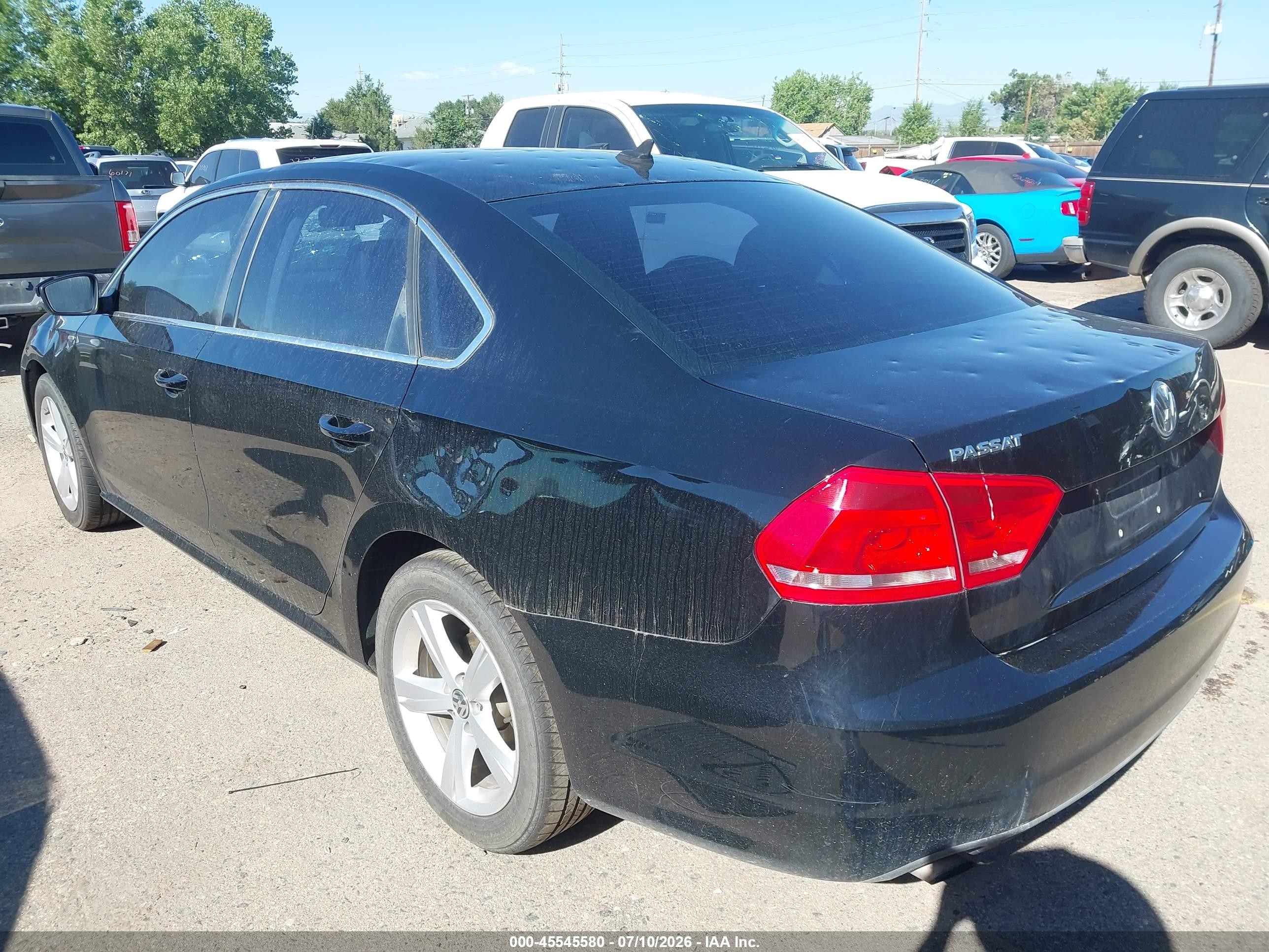 2014 Volkswagen Passat 1.8t S/1.8t Wolfsburg Edition Черный vin: 1VWAT7A34EC044759