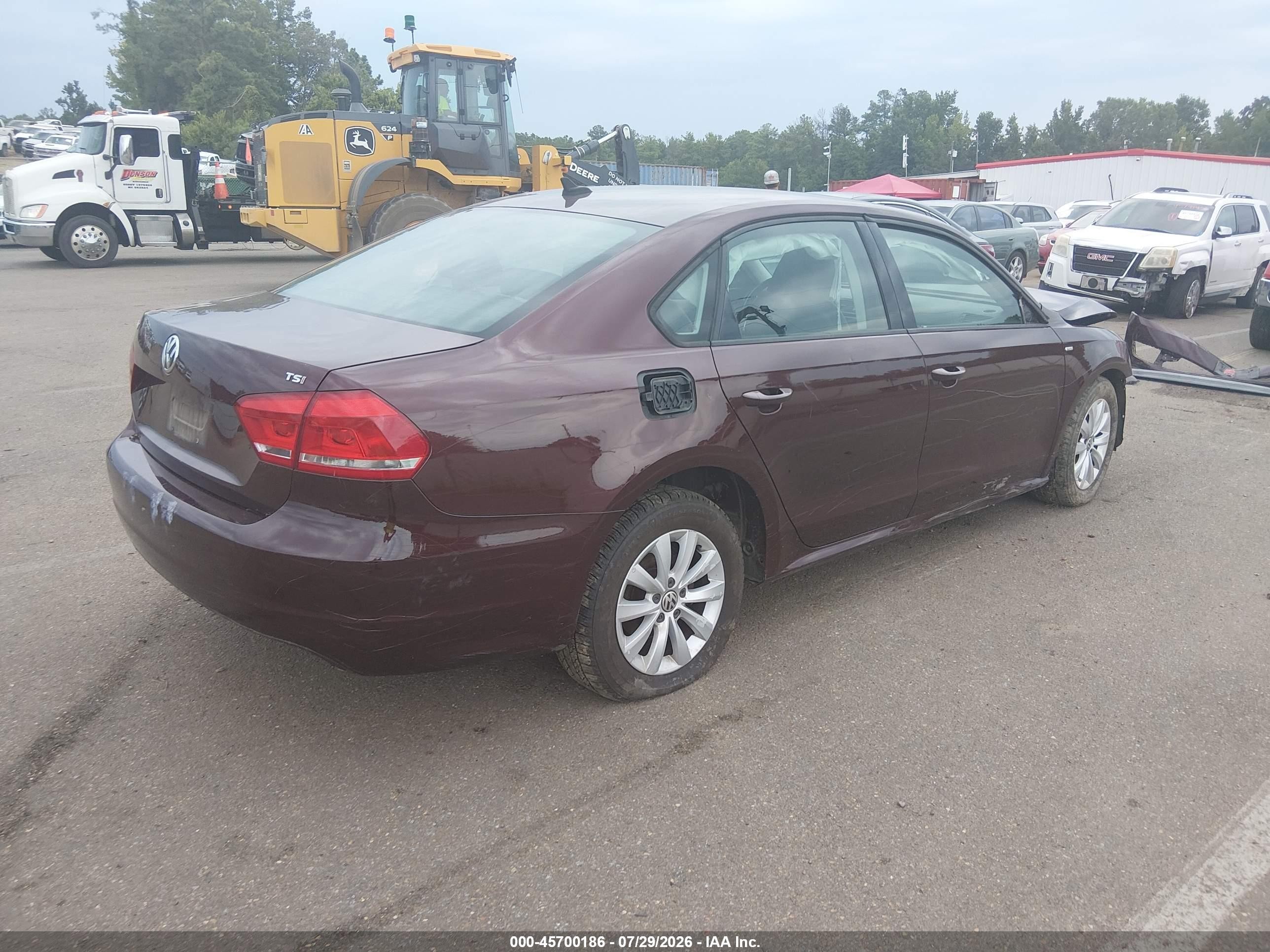 2014 Volkswagen Passat 1.8t Wolfsburg Edition Maroon vin: 1VWAT7A34EC075784