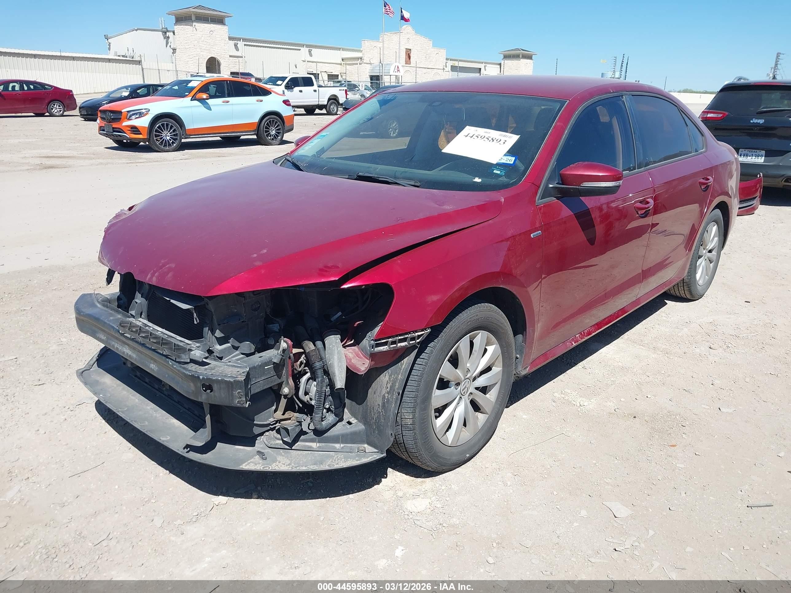 2015 Volkswagen Passat 1.8t Wolfsburg Edition Red vin: 1VWAT7A34FC020236