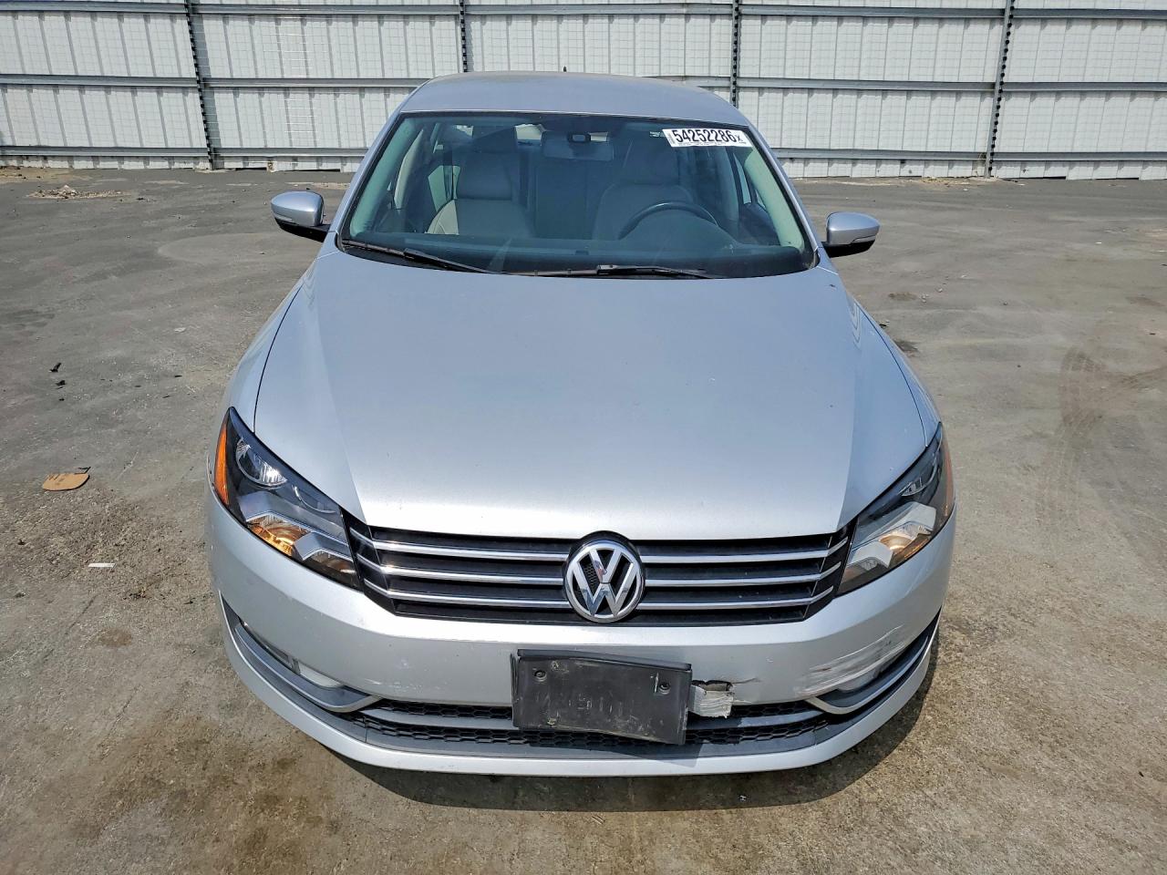 2015 Volkswagen Passat S Silver vin: 1VWAT7A34FC094742