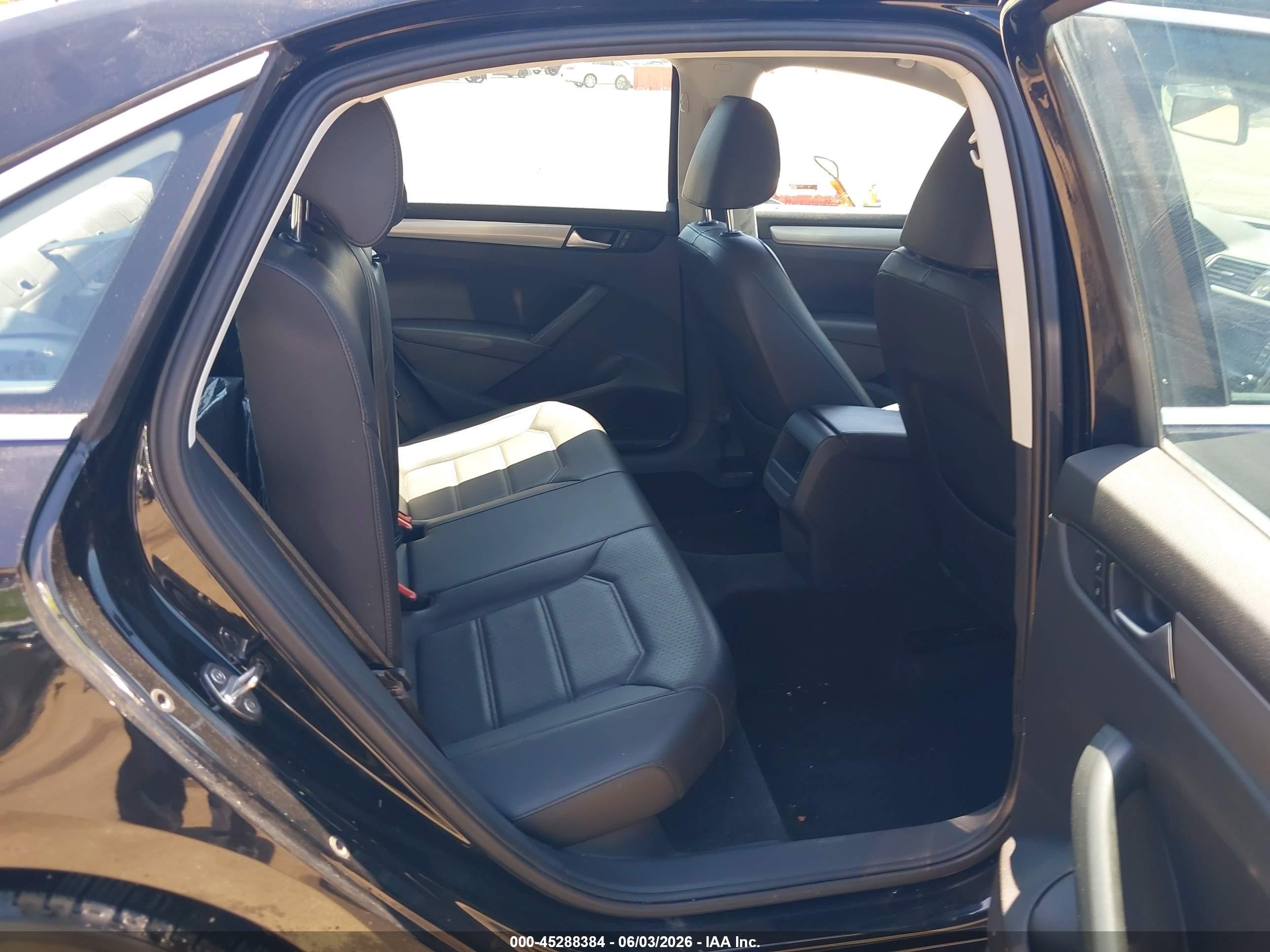 2015 Volkswagen Passat 1.8t Limited Edition Black vin: 1VWAT7A34FC115928