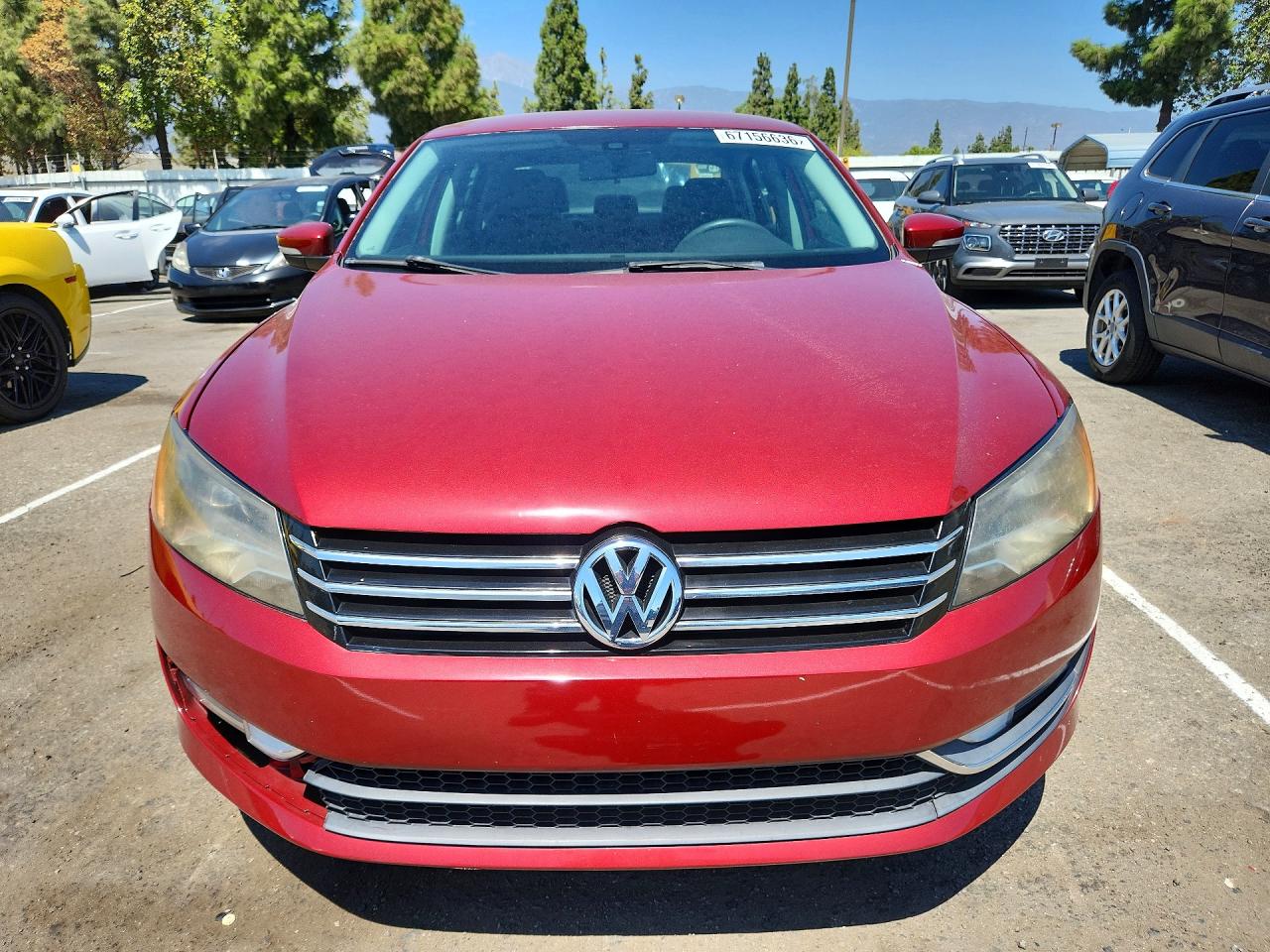 2015 Volkswagen Passat S Red vin: 1VWAT7A34FC117730