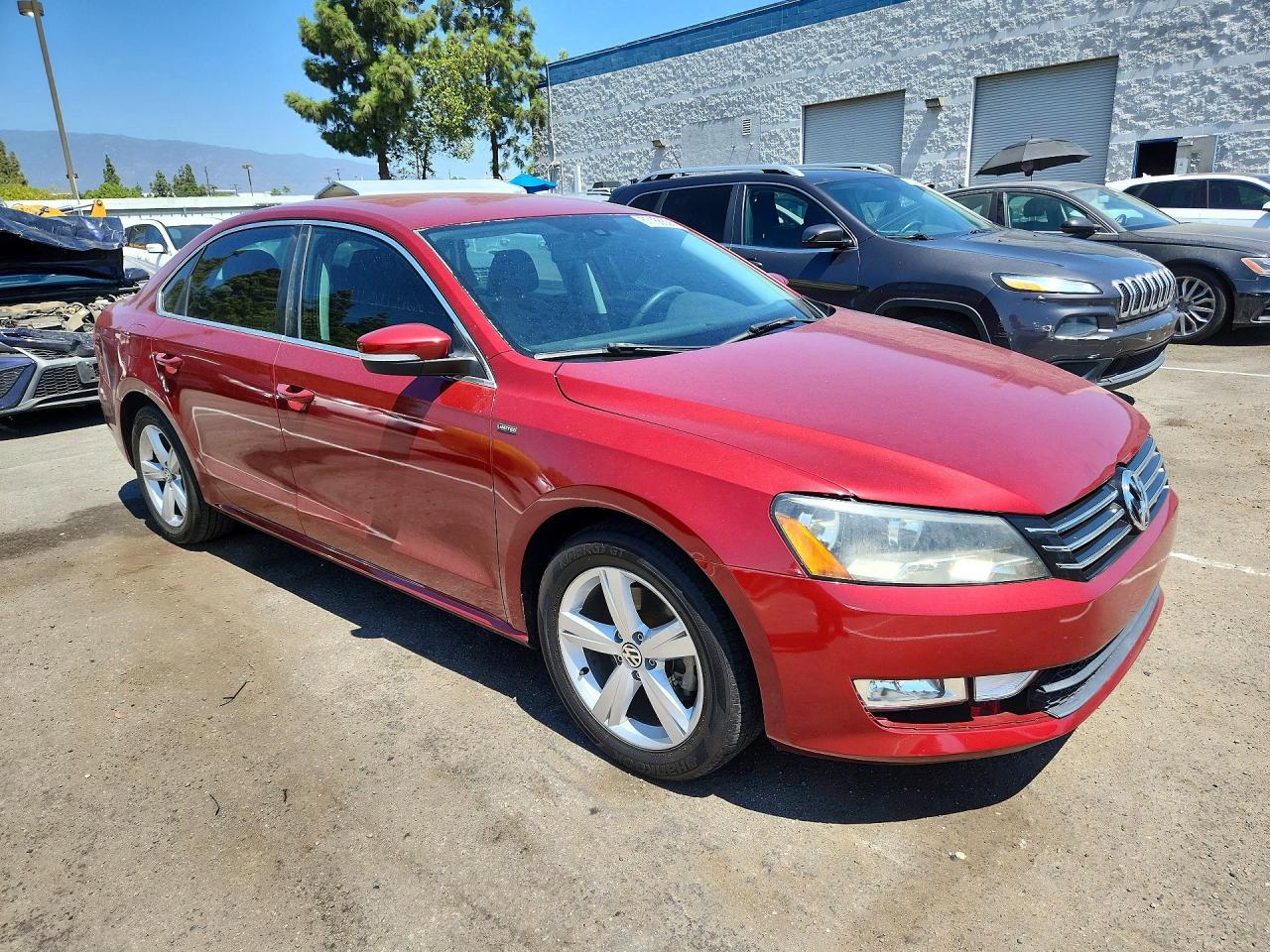 2015 Volkswagen Passat S Red vin: 1VWAT7A34FC117730
