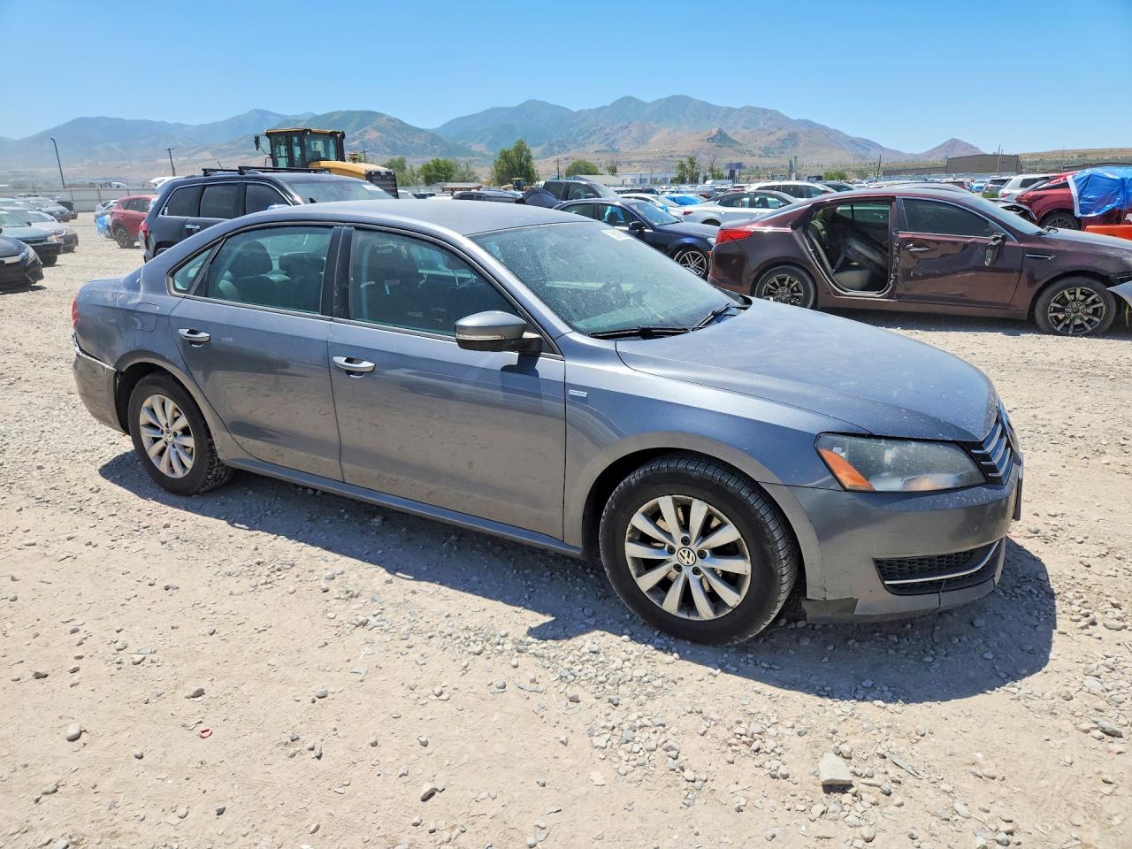 2014 Volkswagen Passat S Charcoal vin: 1VWAT7A35EC027369