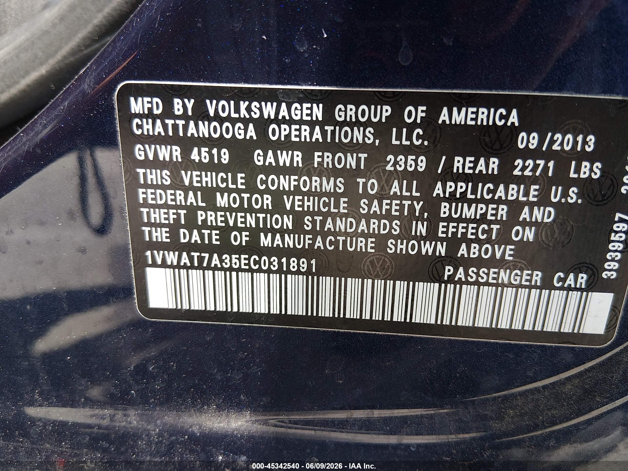 2014 Volkswagen Passat 1.8t Wolfsburg Edition Blue vin: 1VWAT7A35EC031891