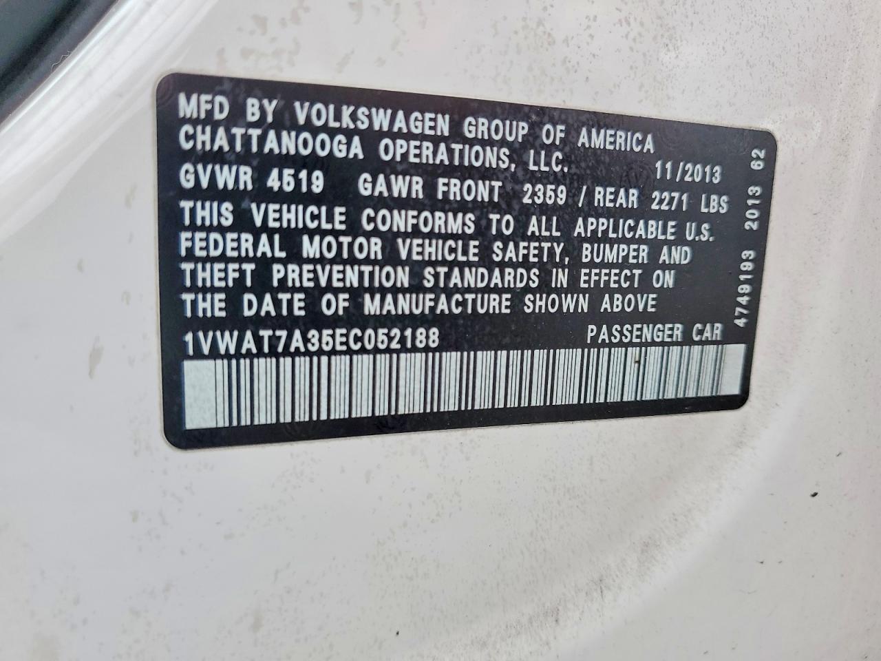 2014 Volkswagen Passat S Белый vin: 1VWAT7A35EC052188