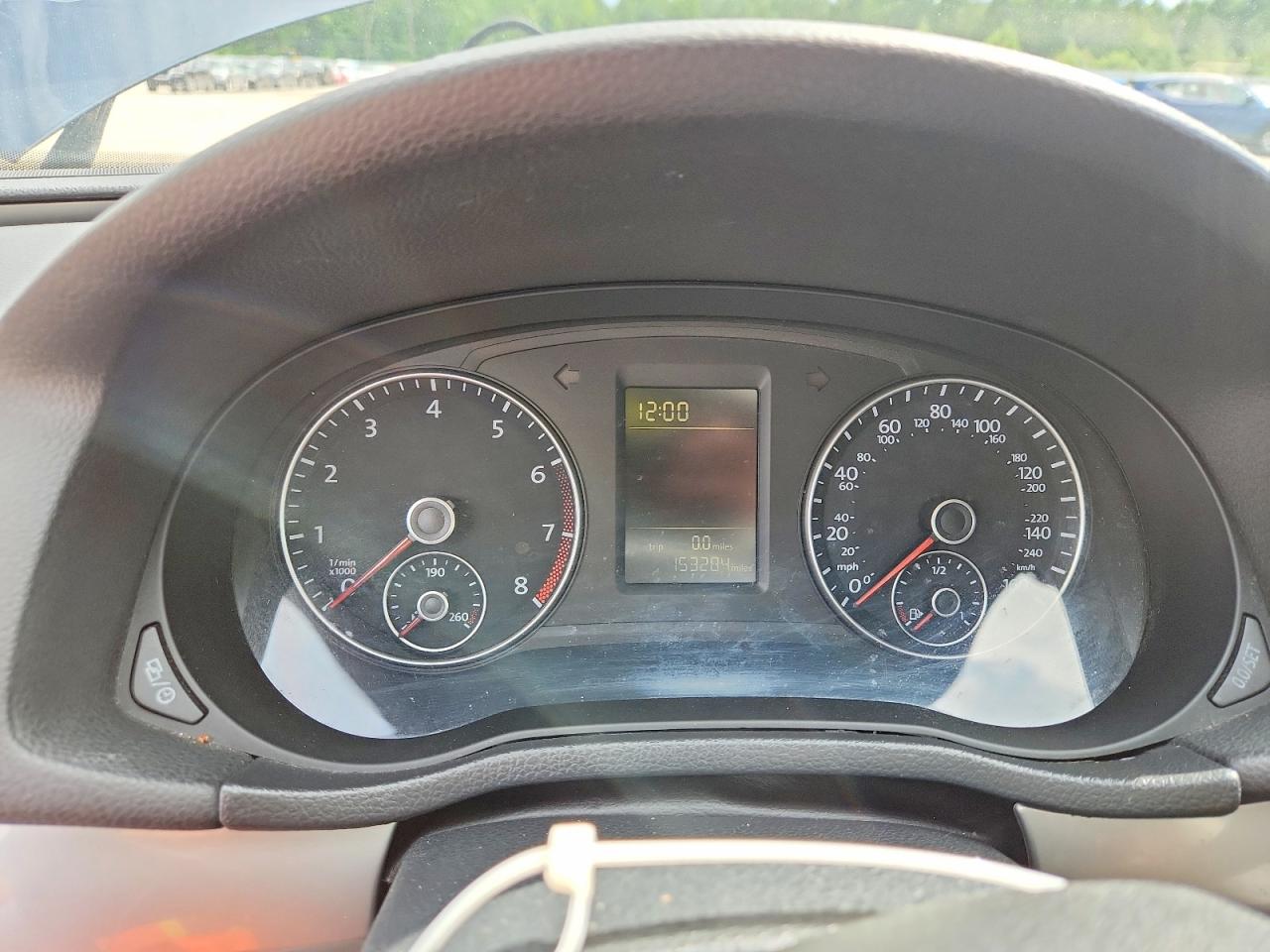 2014 Volkswagen Passat S Серый vin: 1VWAT7A35EC052840