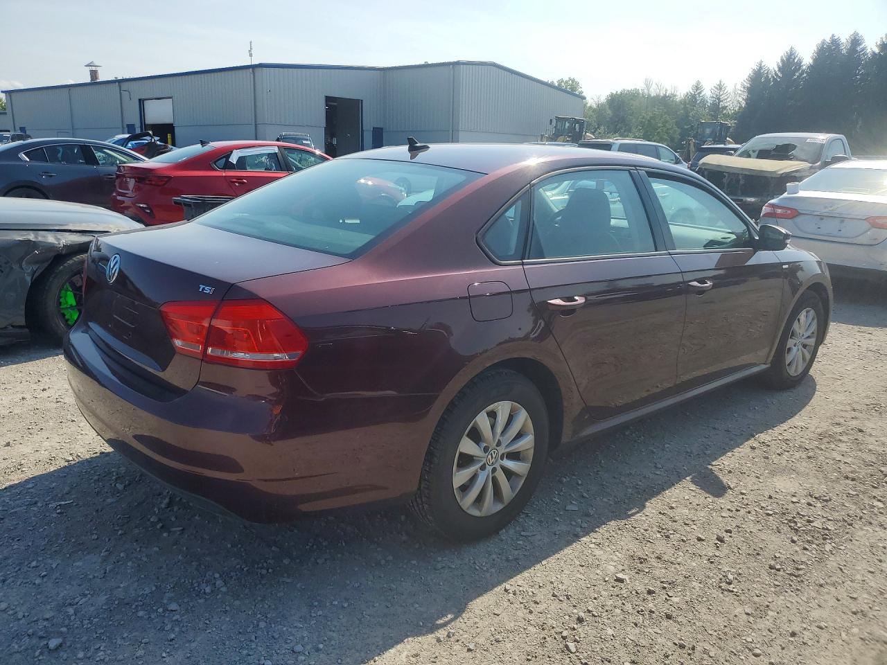 2014 Volkswagen Passat S Brown vin: 1VWAT7A35EC081061