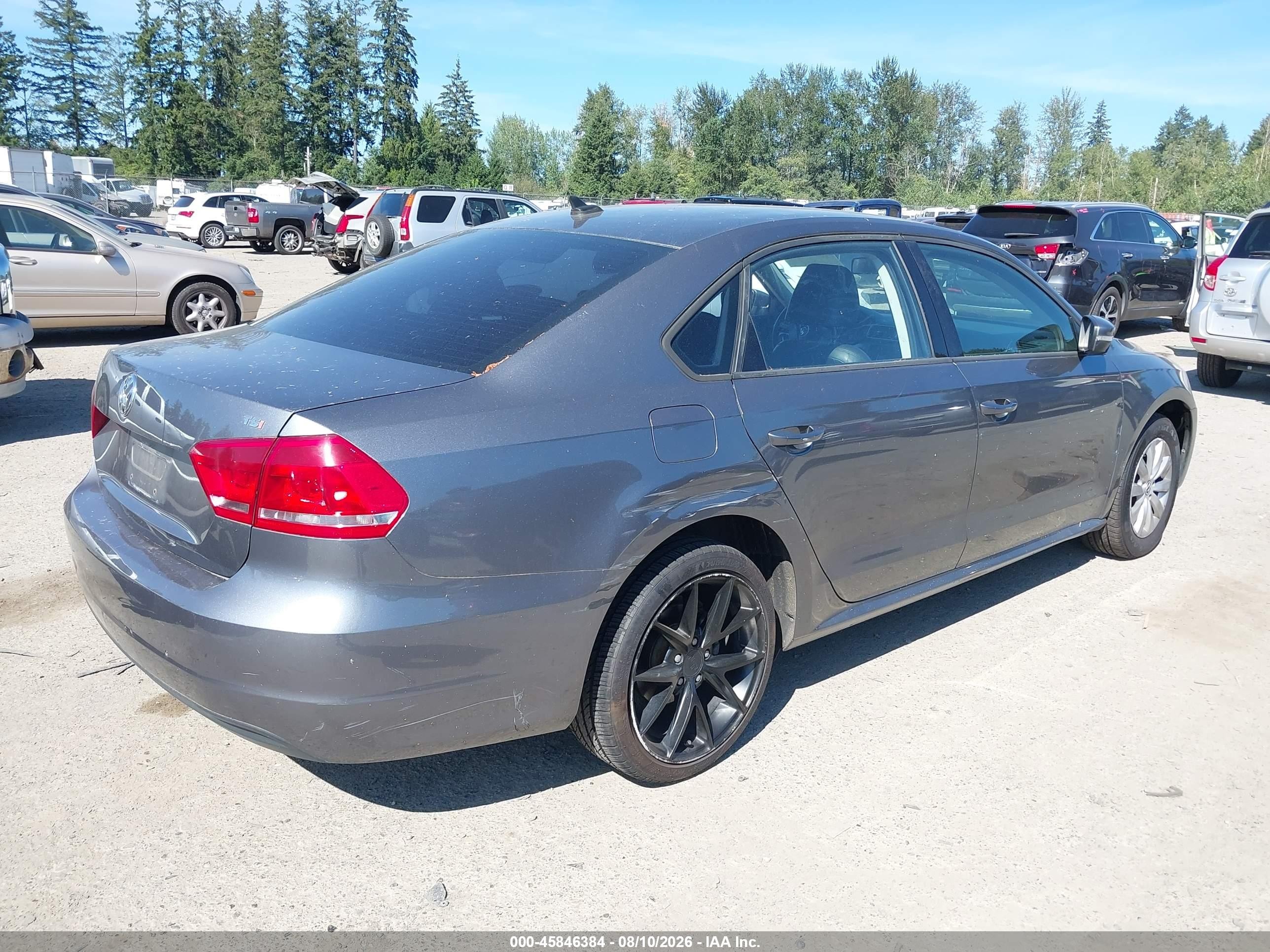 2014 Volkswagen Passat 1.8t Wolfsburg Edition Gray vin: 1VWAT7A35EC094957