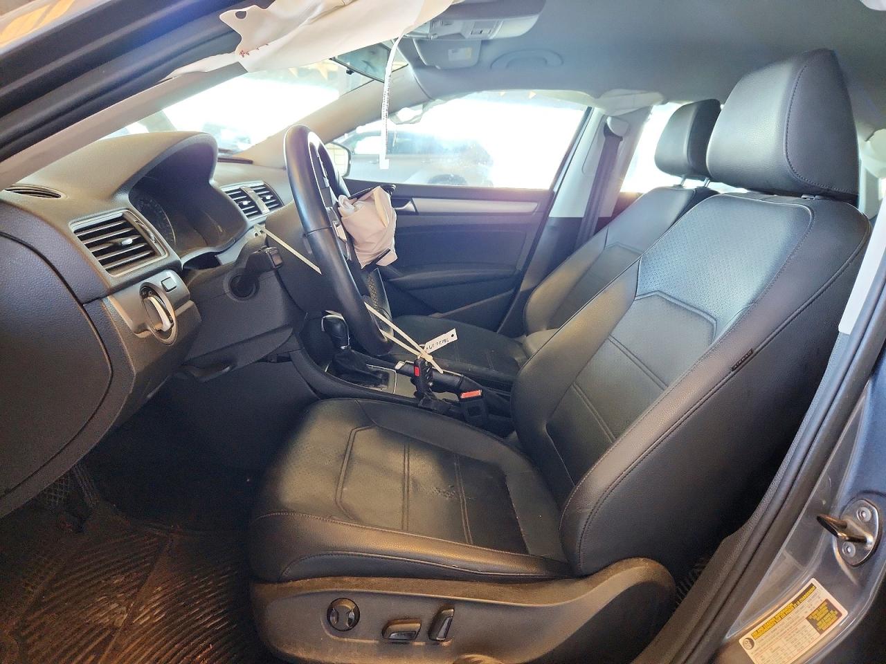 2014 Volkswagen Passat S Gray vin: 1VWAT7A35EC098829
