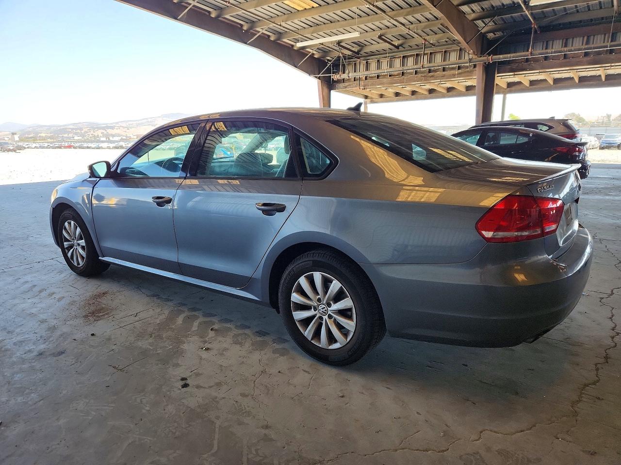 2014 Volkswagen Passat S Gray vin: 1VWAT7A35EC098829