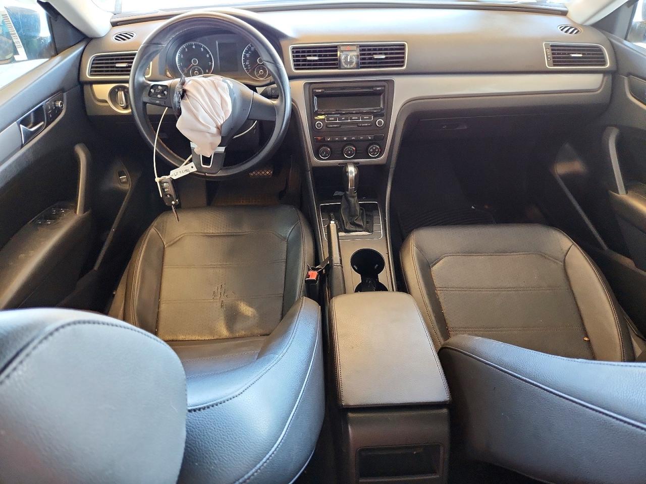 2014 Volkswagen Passat S Gray vin: 1VWAT7A35EC098829