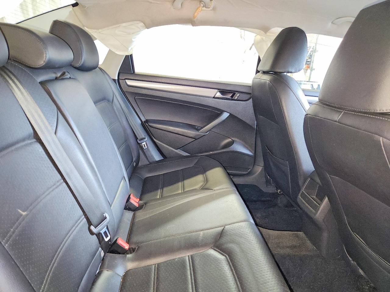 2014 Volkswagen Passat S Gray vin: 1VWAT7A35EC111272