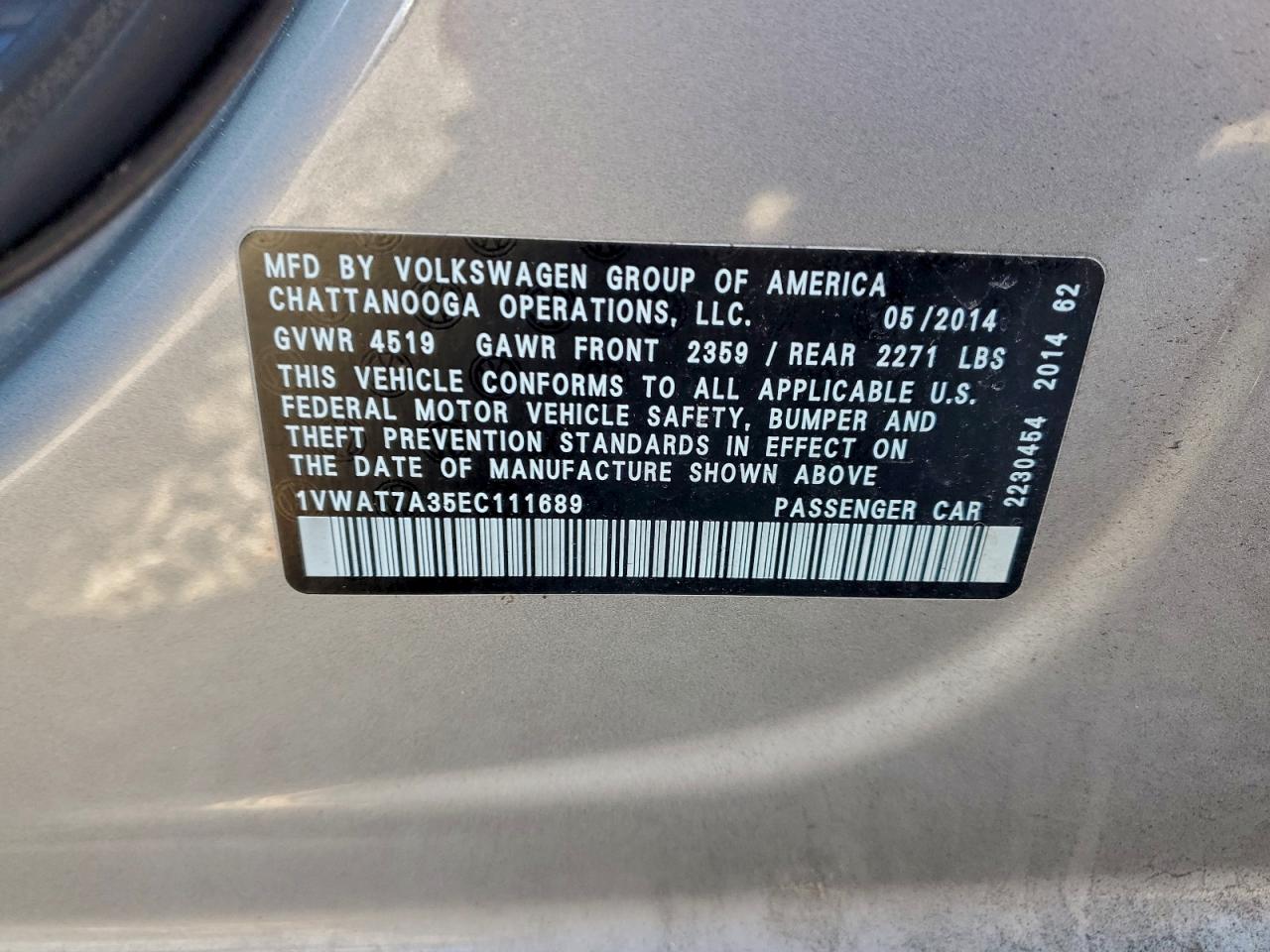 2014 Volkswagen Passat S Серебряный vin: 1VWAT7A35EC111689