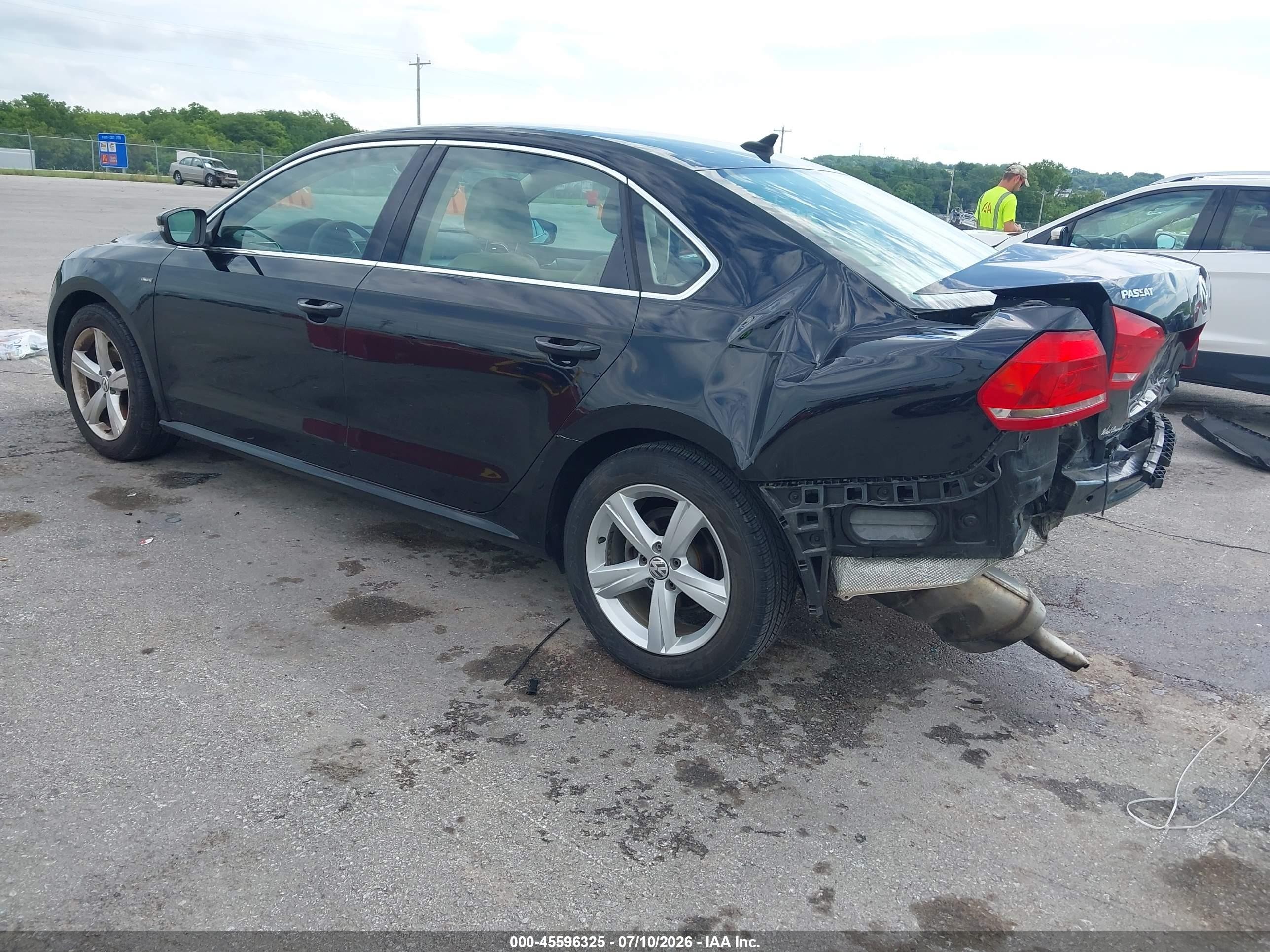 2015 Volkswagen Passat S Black vin: 1VWAT7A35FC117395